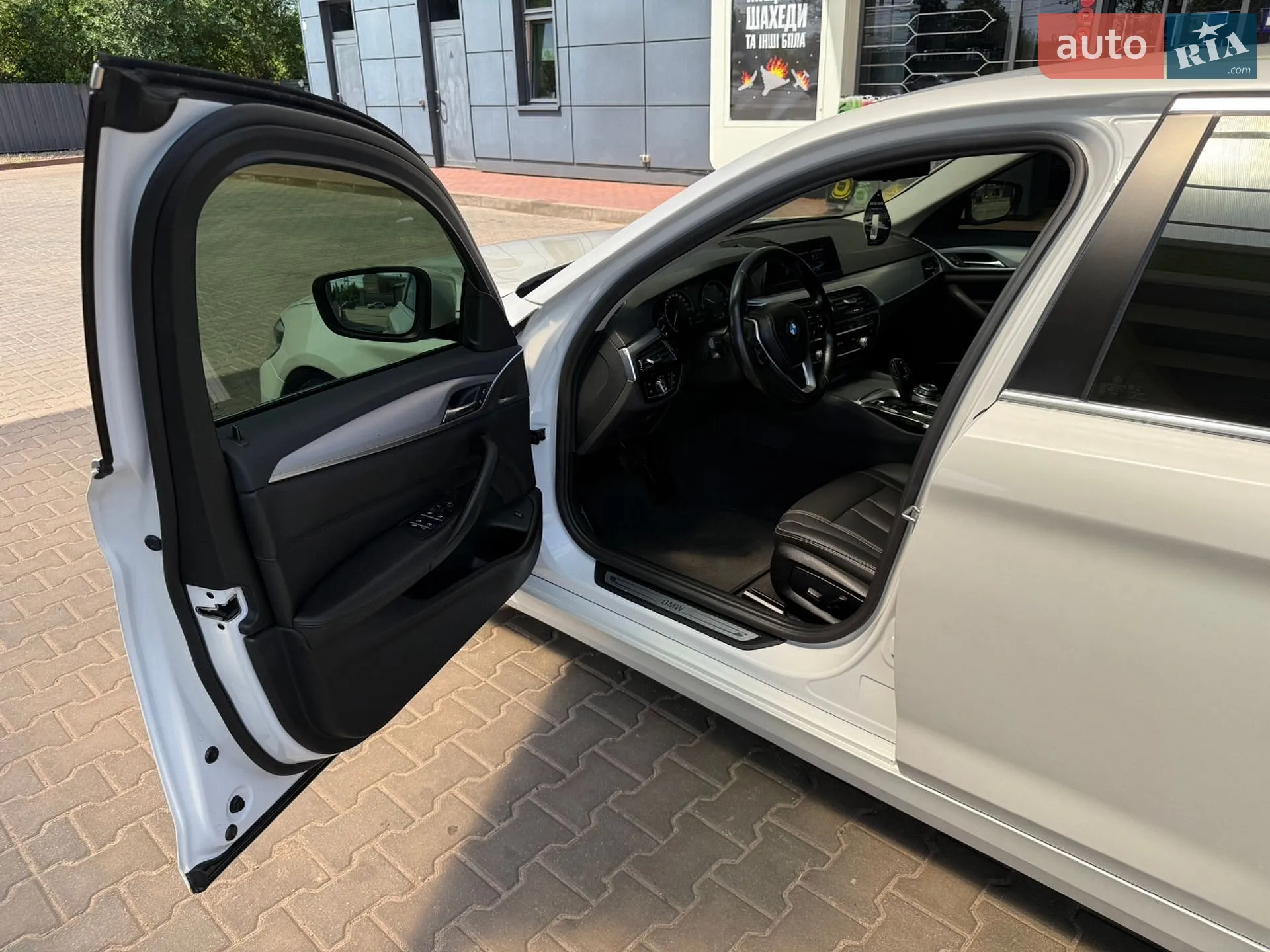 2017 BMW 5er - мініатюра 27