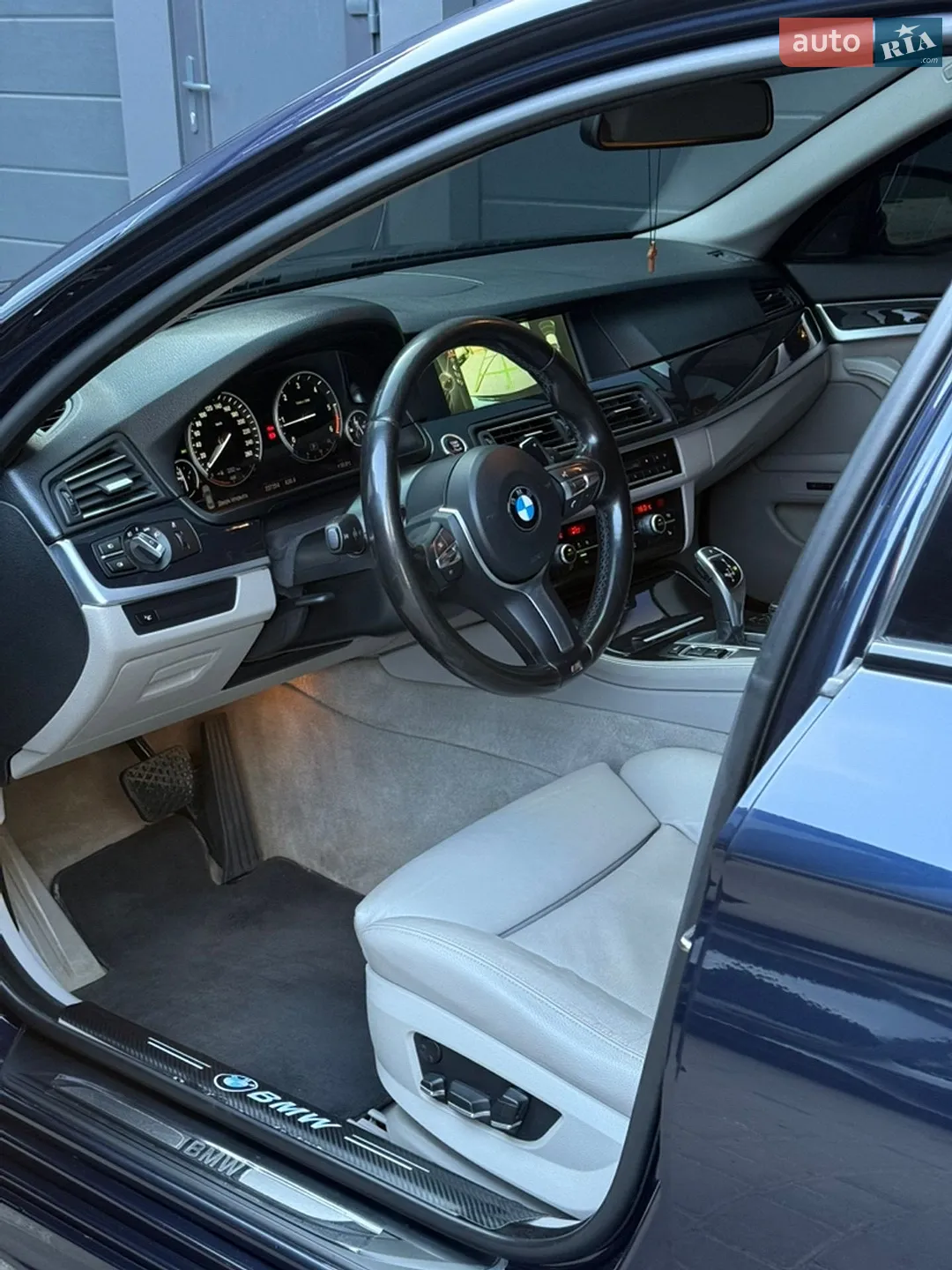 2012 BMW 5er - мініатюра 3