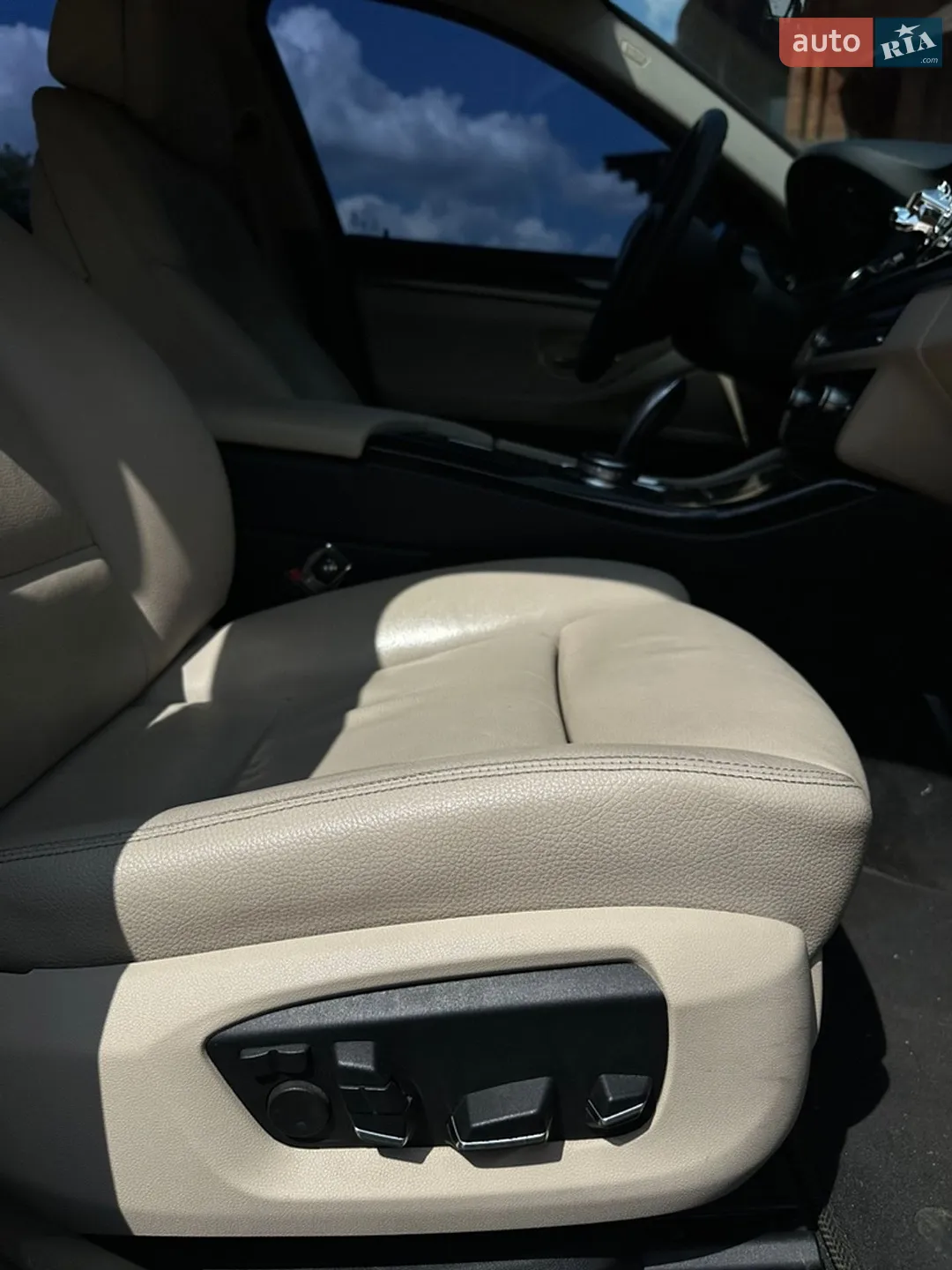 2014 BMW 5er - мініатюра 10