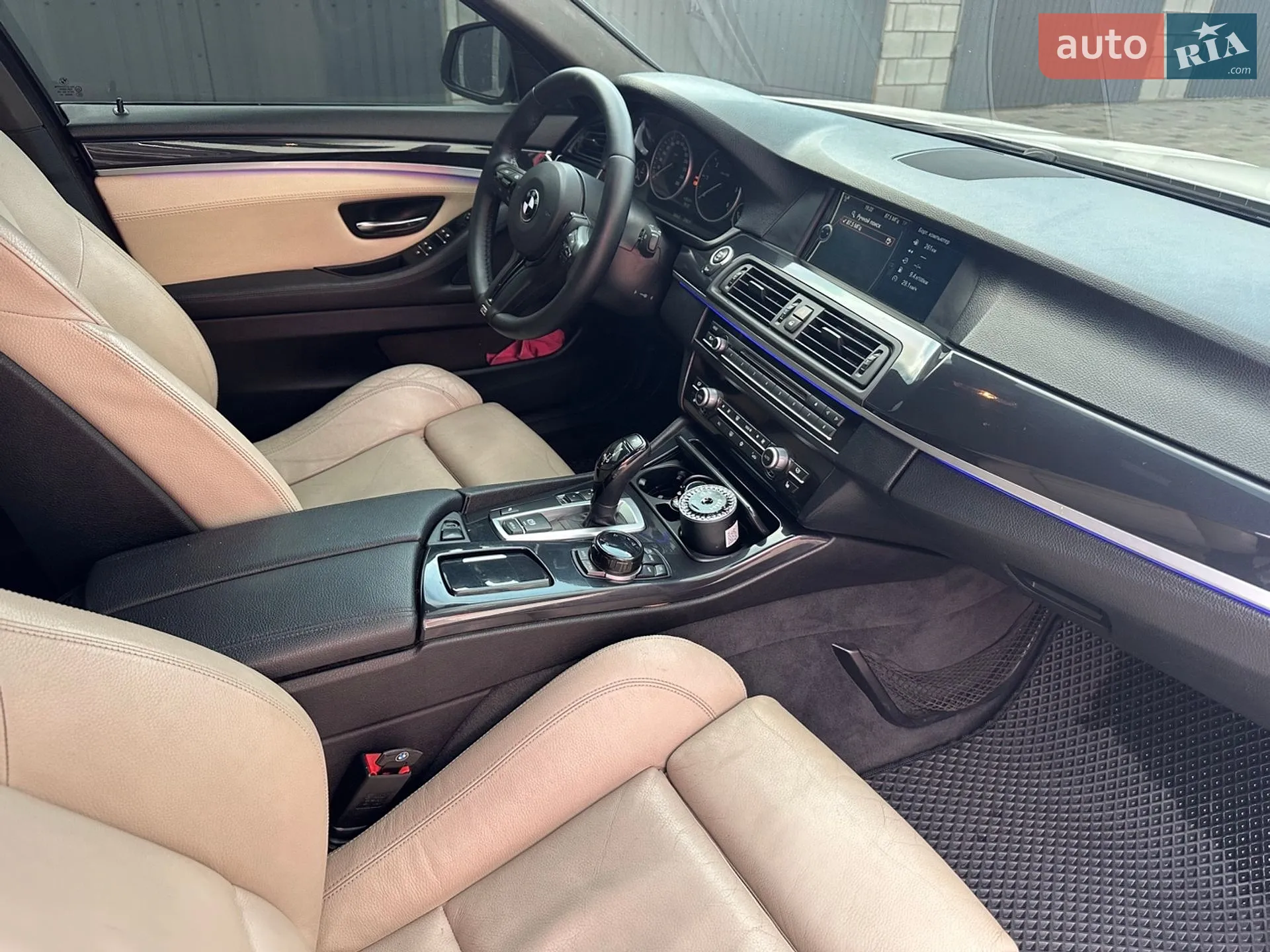 2012 BMW 5er - мініатюра 9