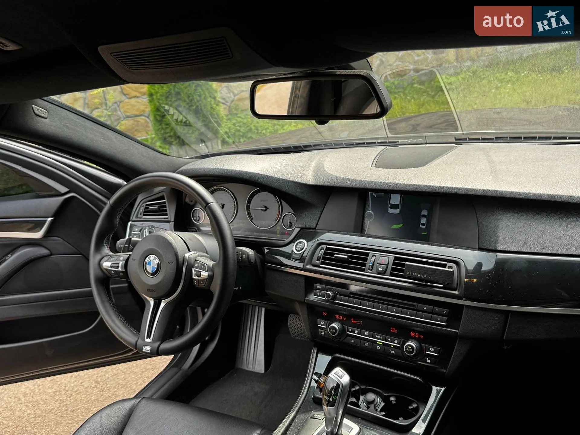 2010 BMW 5er - мініатюра 10