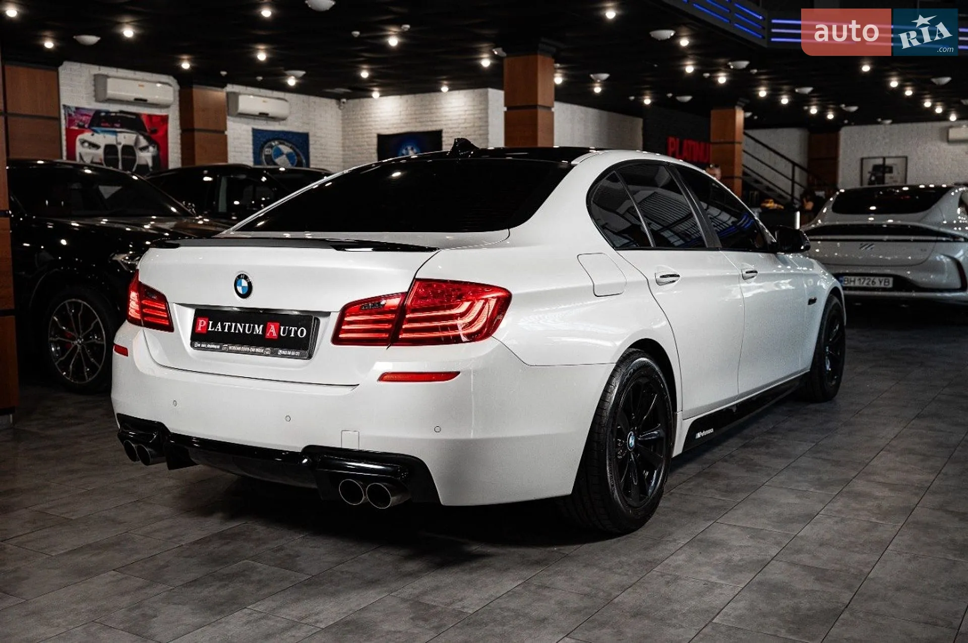 2016 BMW 5er - мініатюра 21