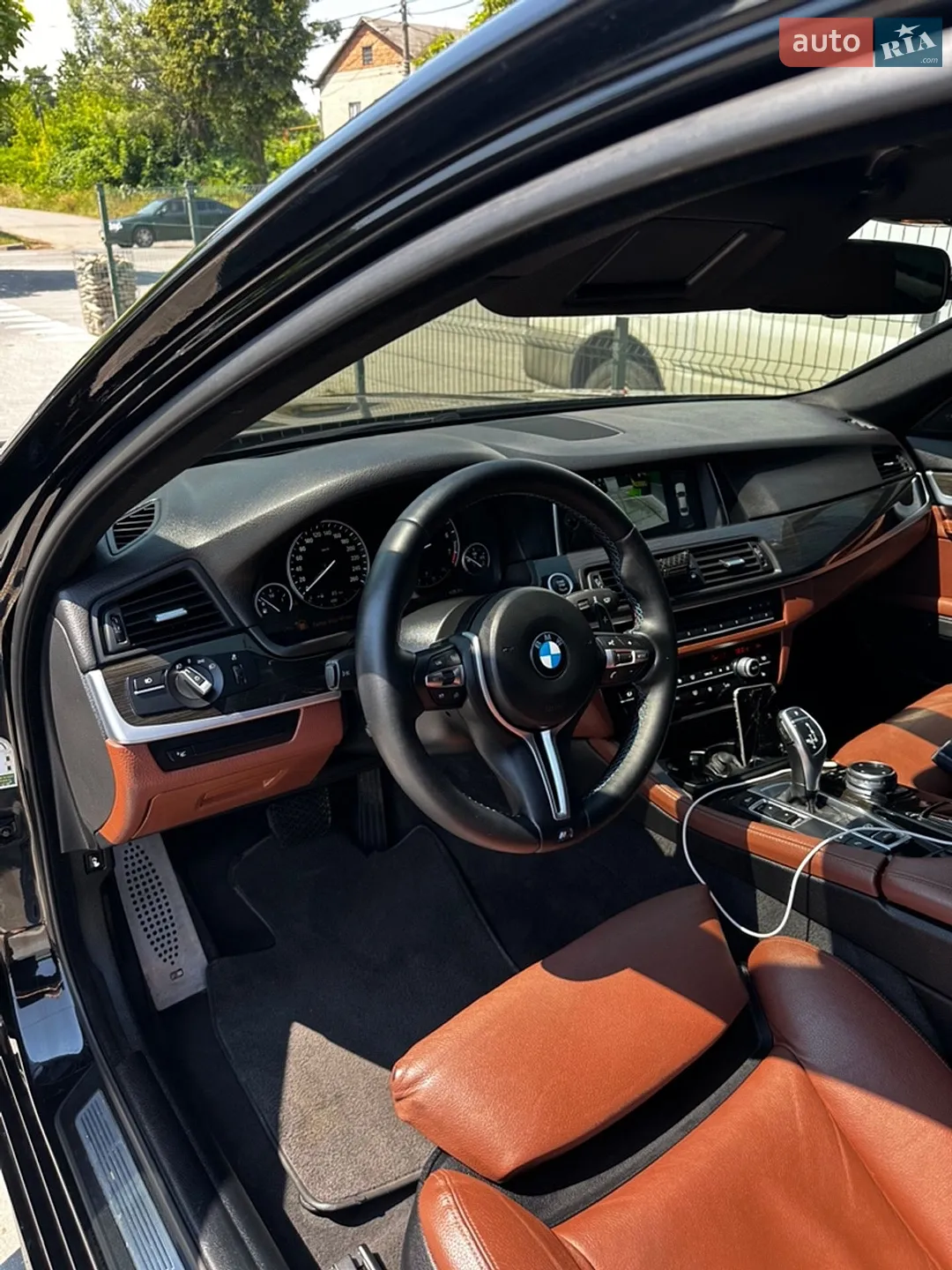 2011 BMW 5er - мініатюра 10