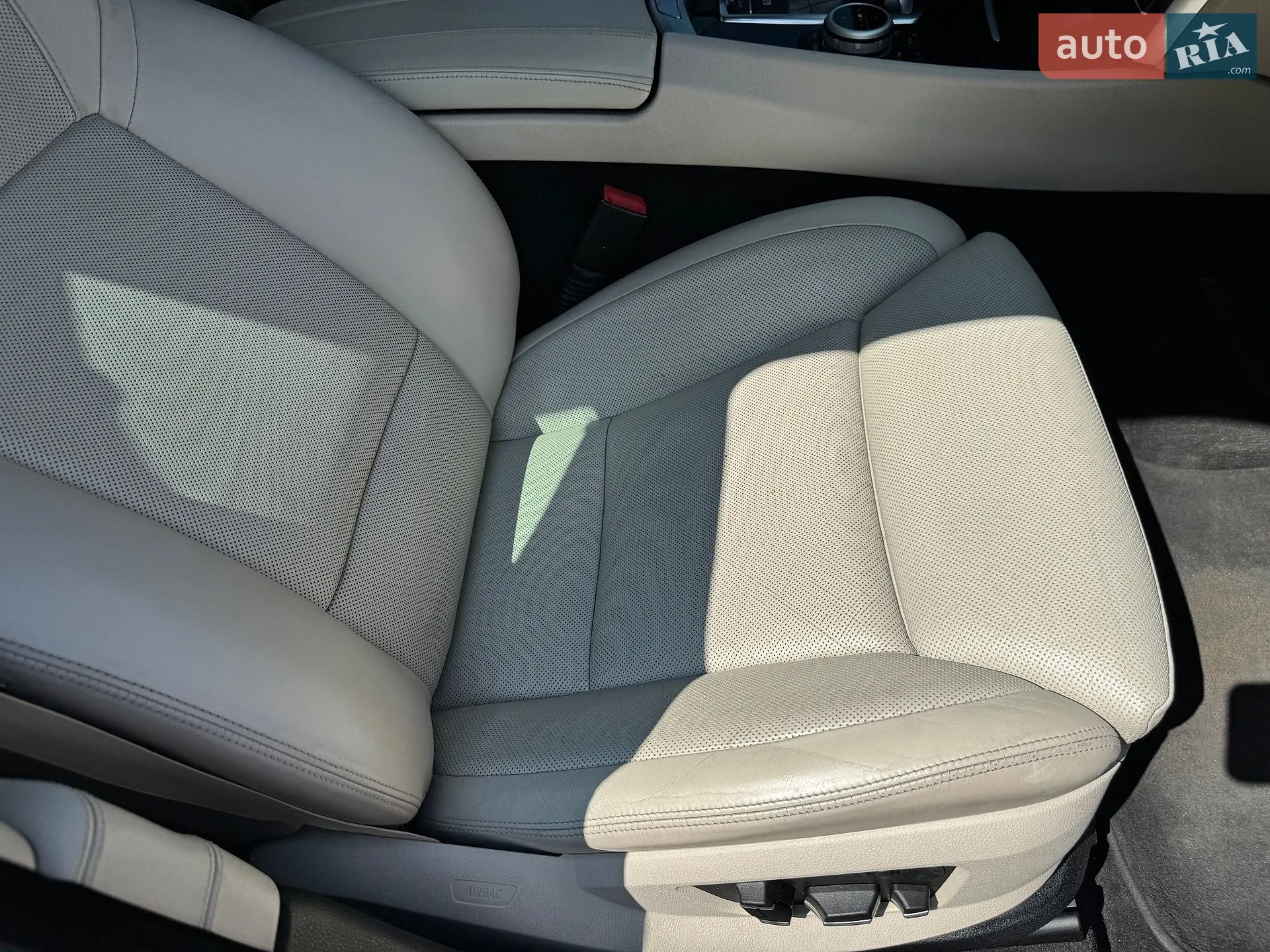 2011 BMW 5er - мініатюра 15
