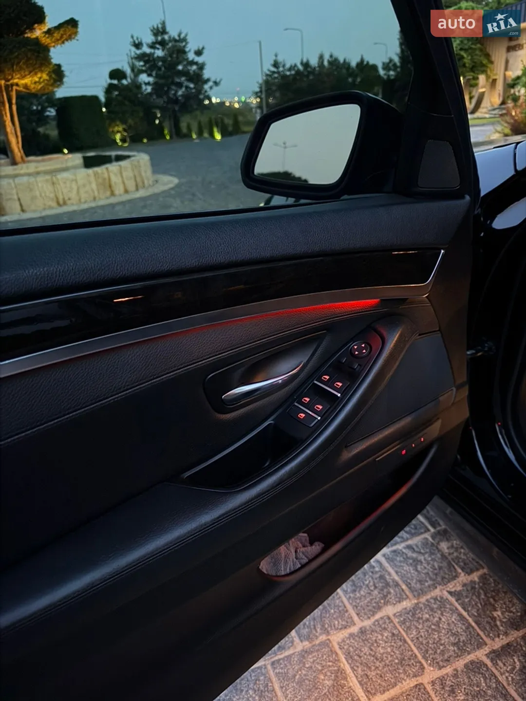 2015 BMW 5er - мініатюра 19