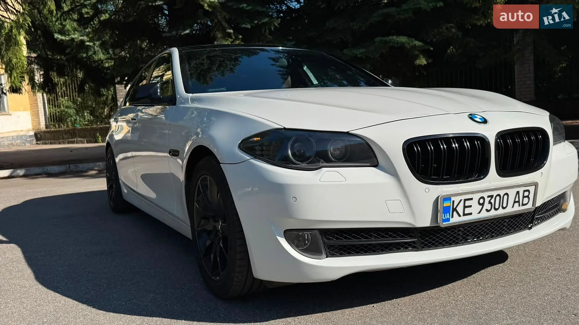 2013 BMW 5er - мініатюра 2