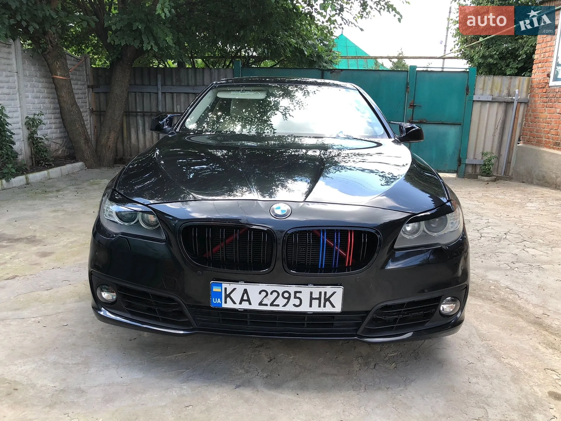 2011 BMW 5er - мініатюра 2