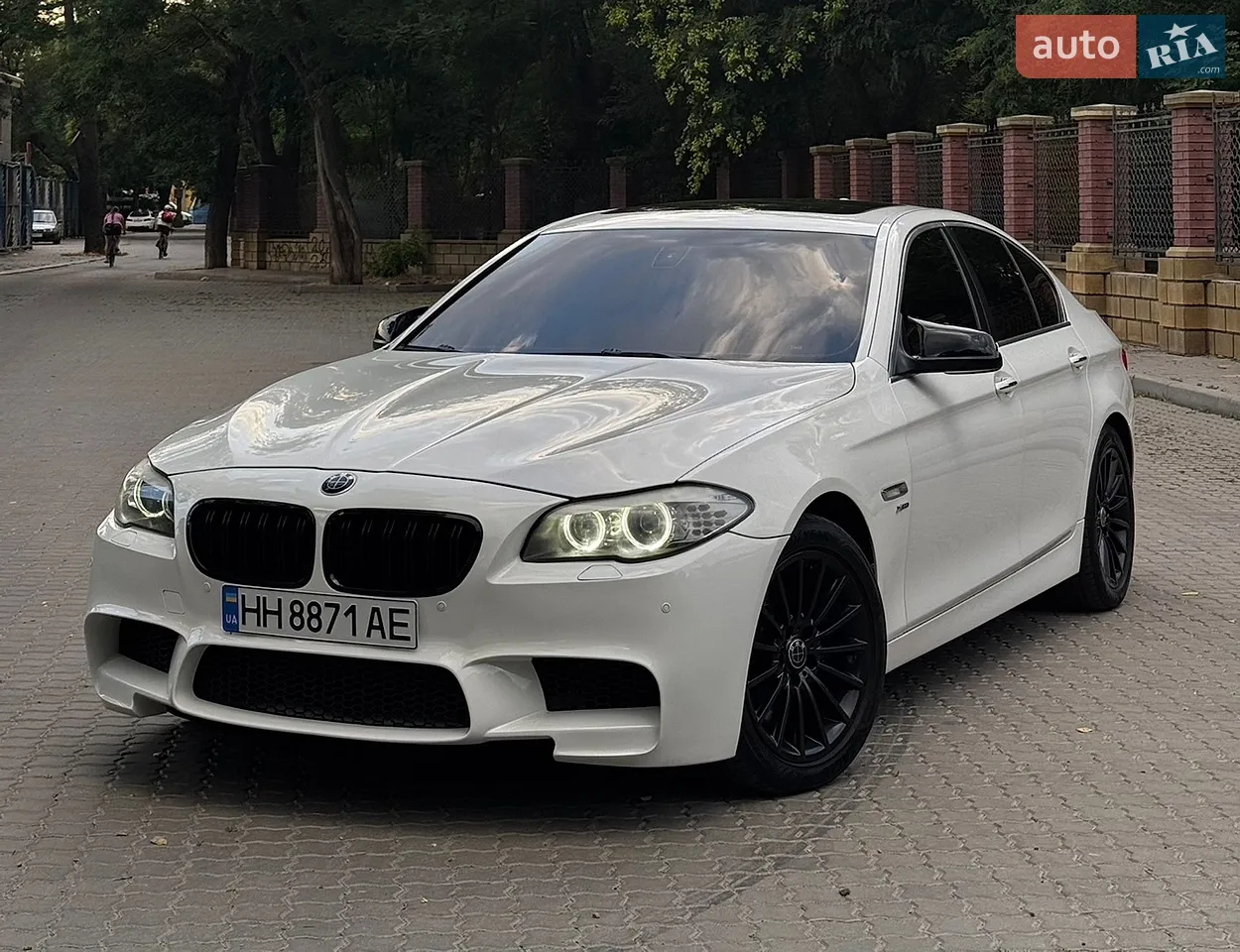 2011 BMW 5er - мініатюра 29