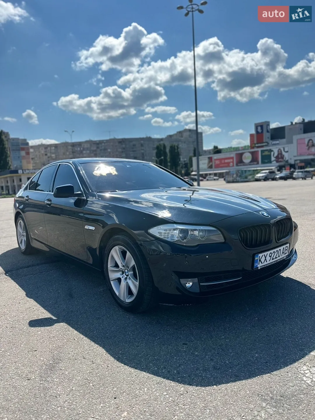 2013 BMW 5er - мініатюра 2