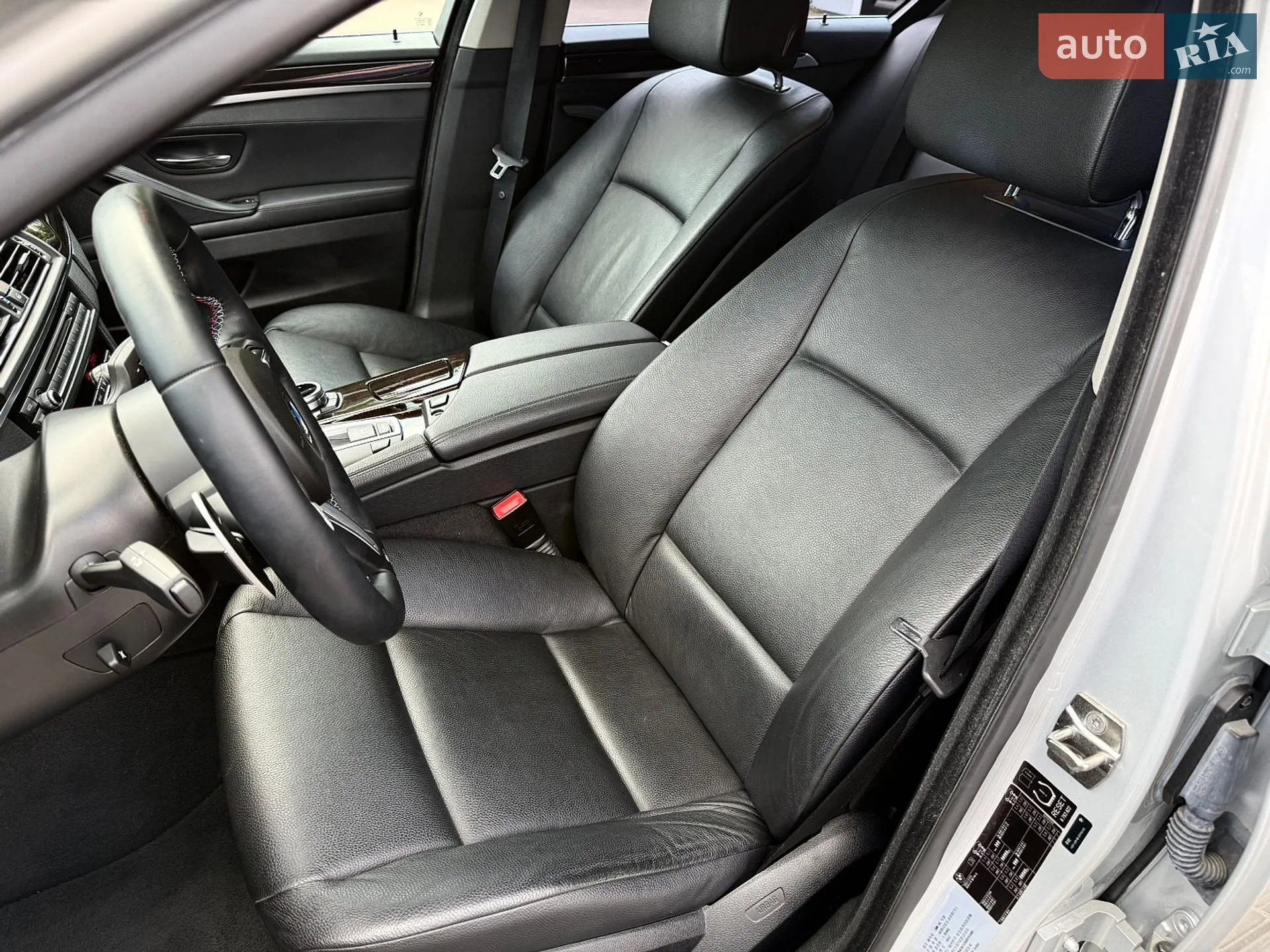 2012 BMW 5er - мініатюра 12