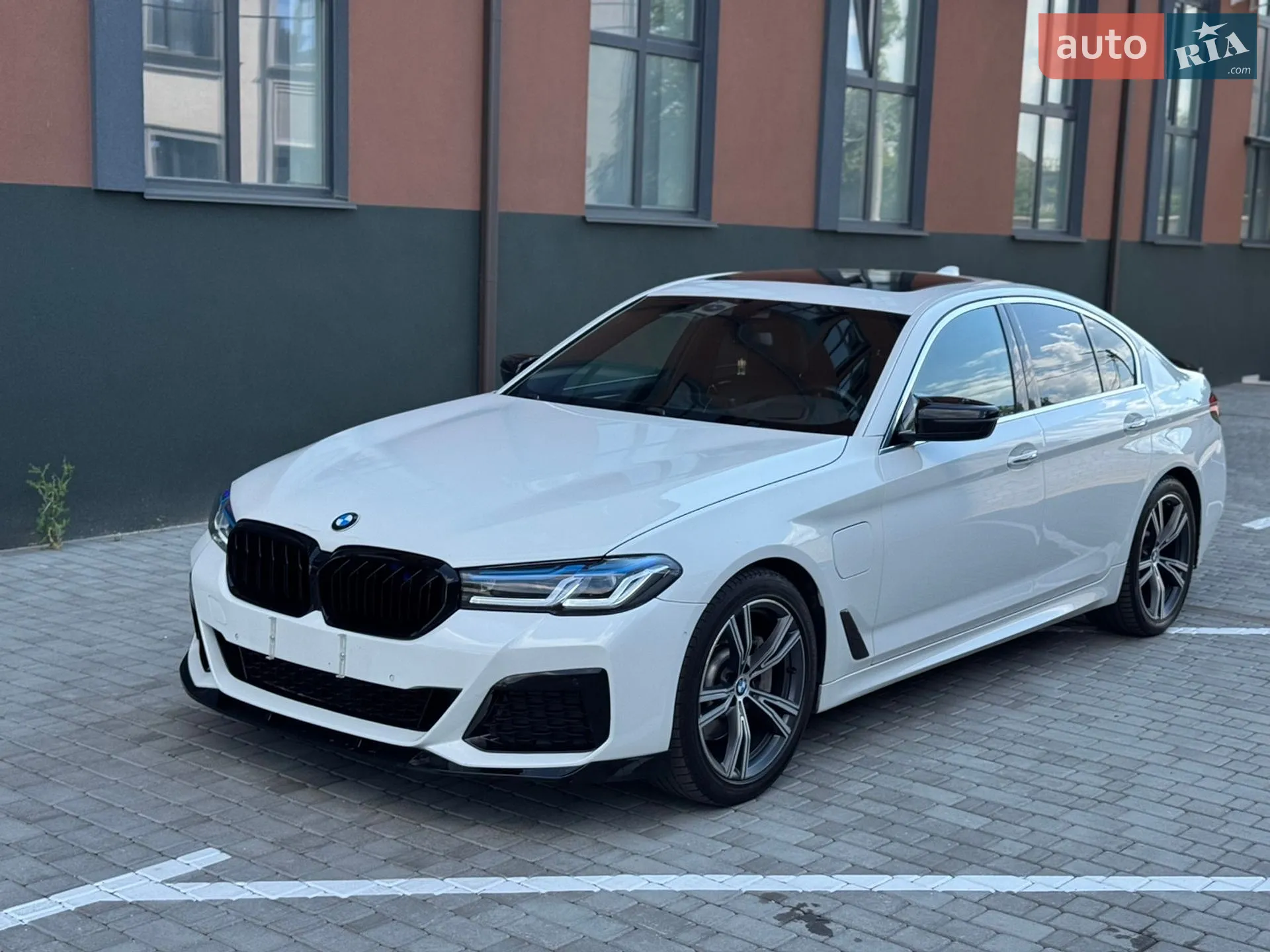 2017 BMW 5er - мініатюра 4