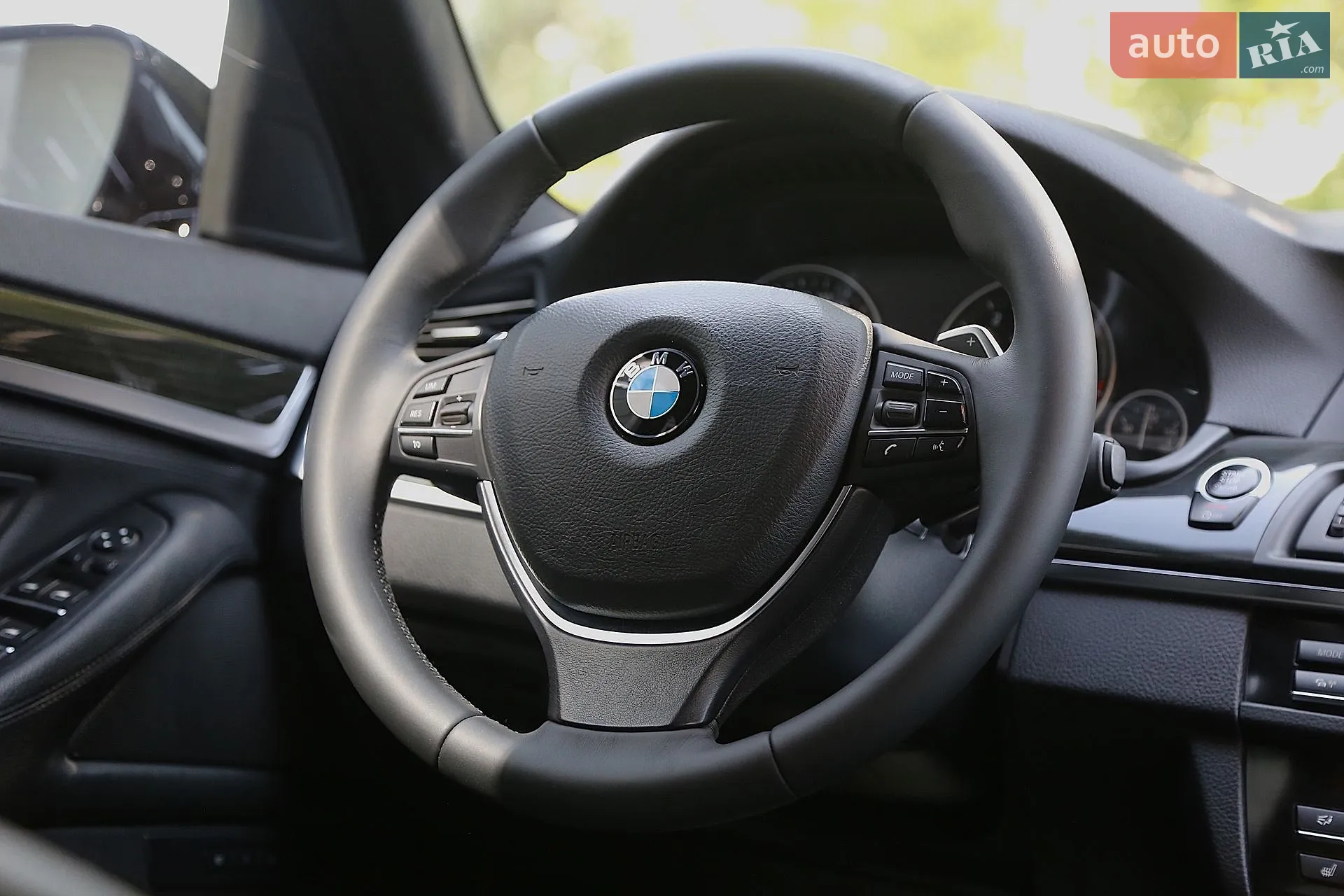 2016 BMW 5er - мініатюра 15