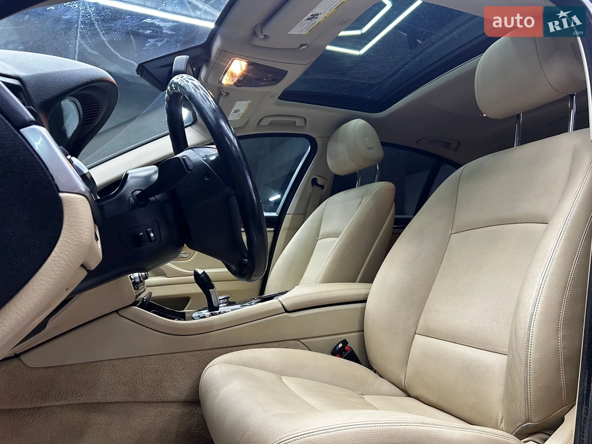 2015 BMW 5er - мініатюра 13