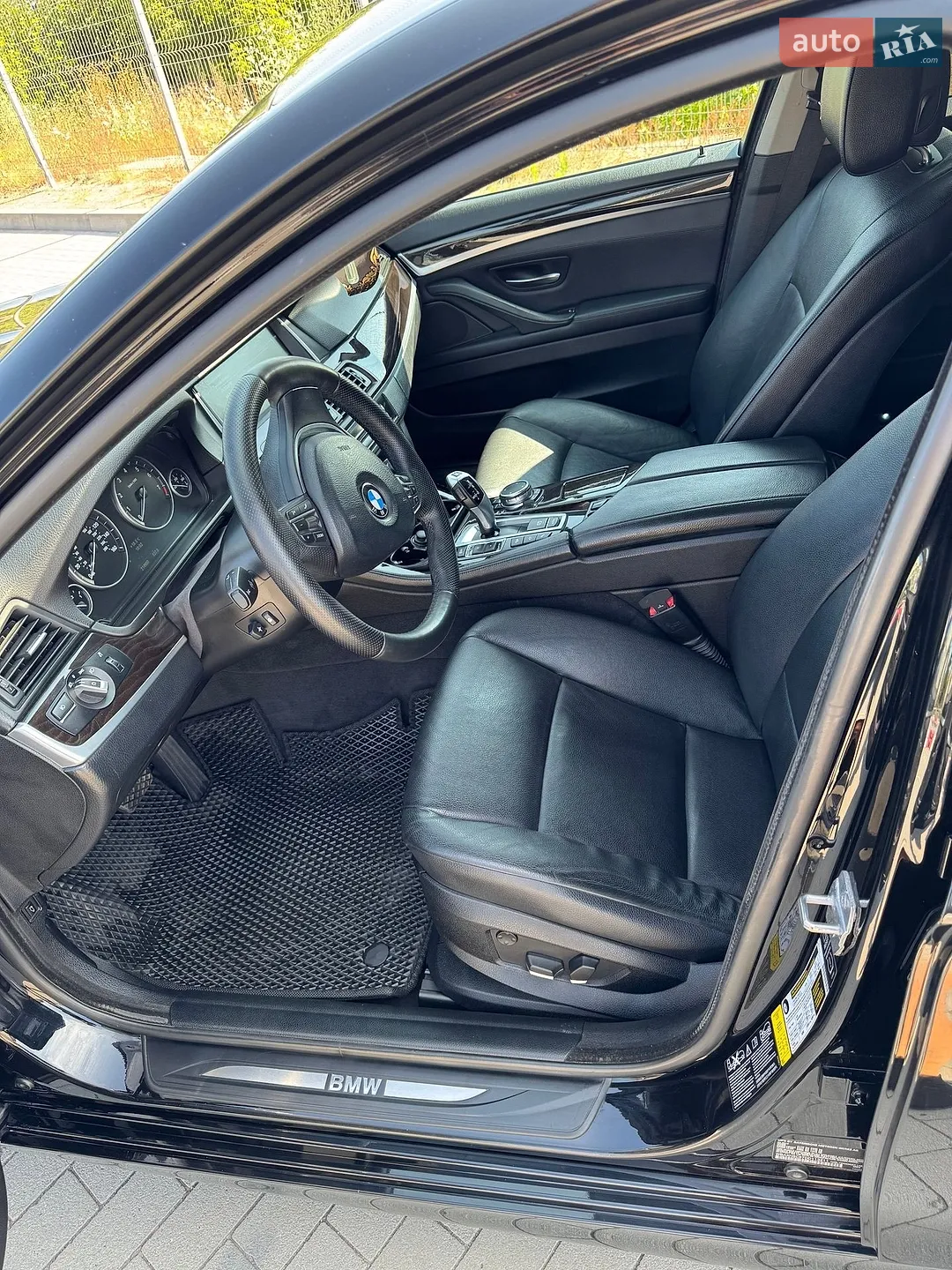 2013 BMW 5er - мініатюра 9