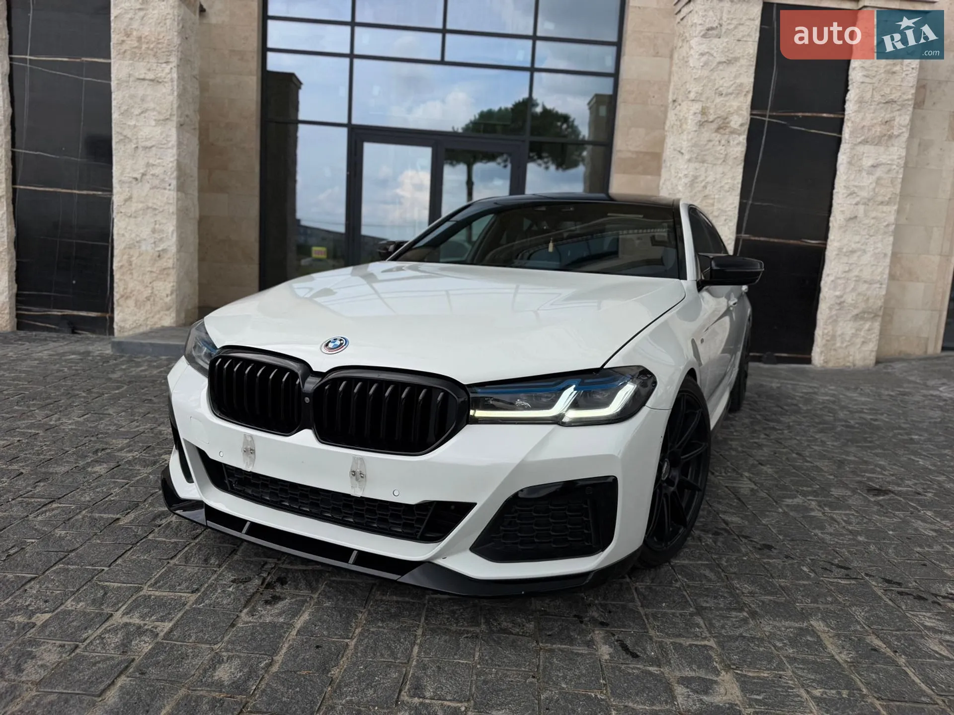 2017 BMW 5er - мініатюра 3