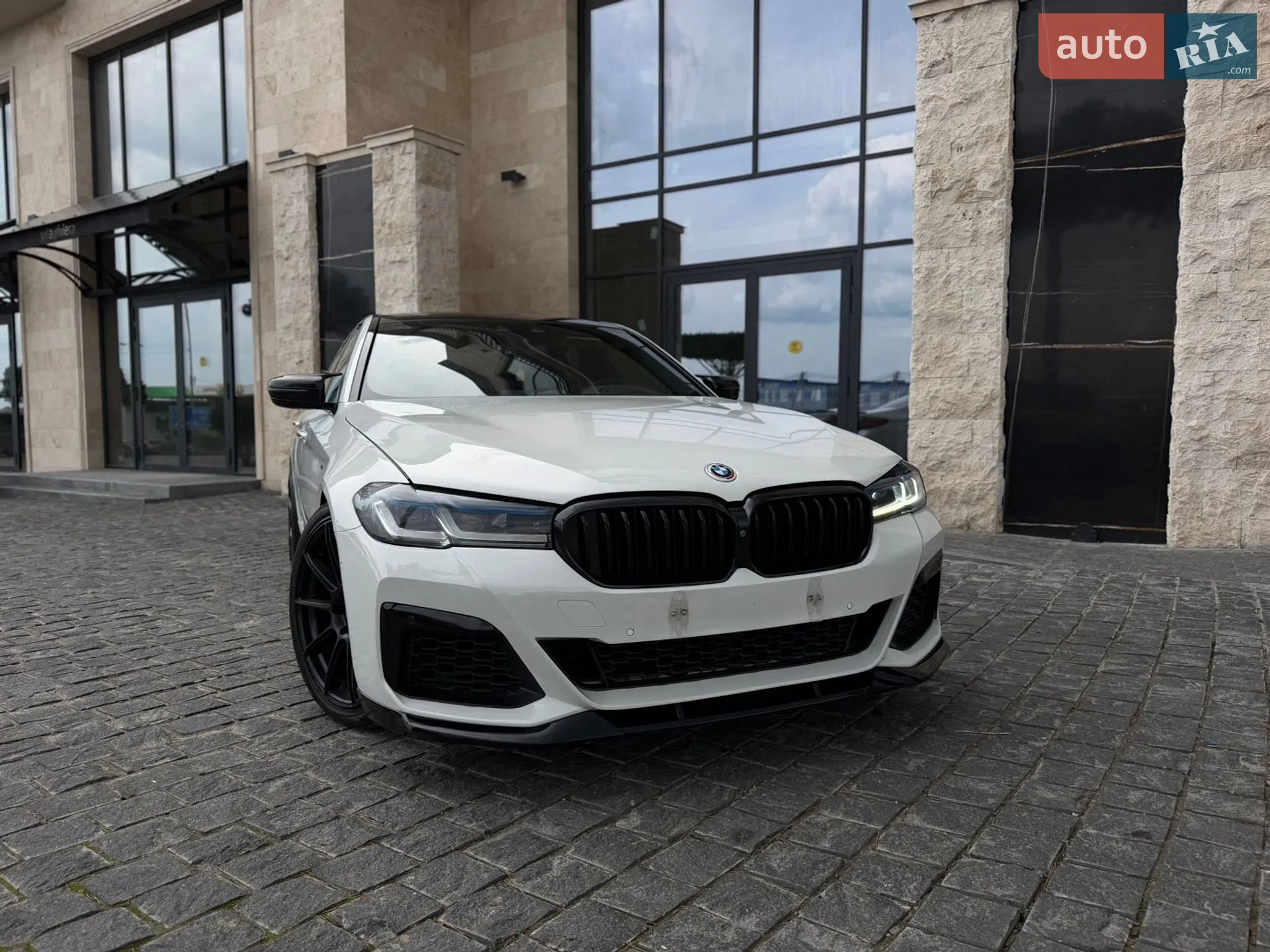2017 BMW 5er - мініатюра 18