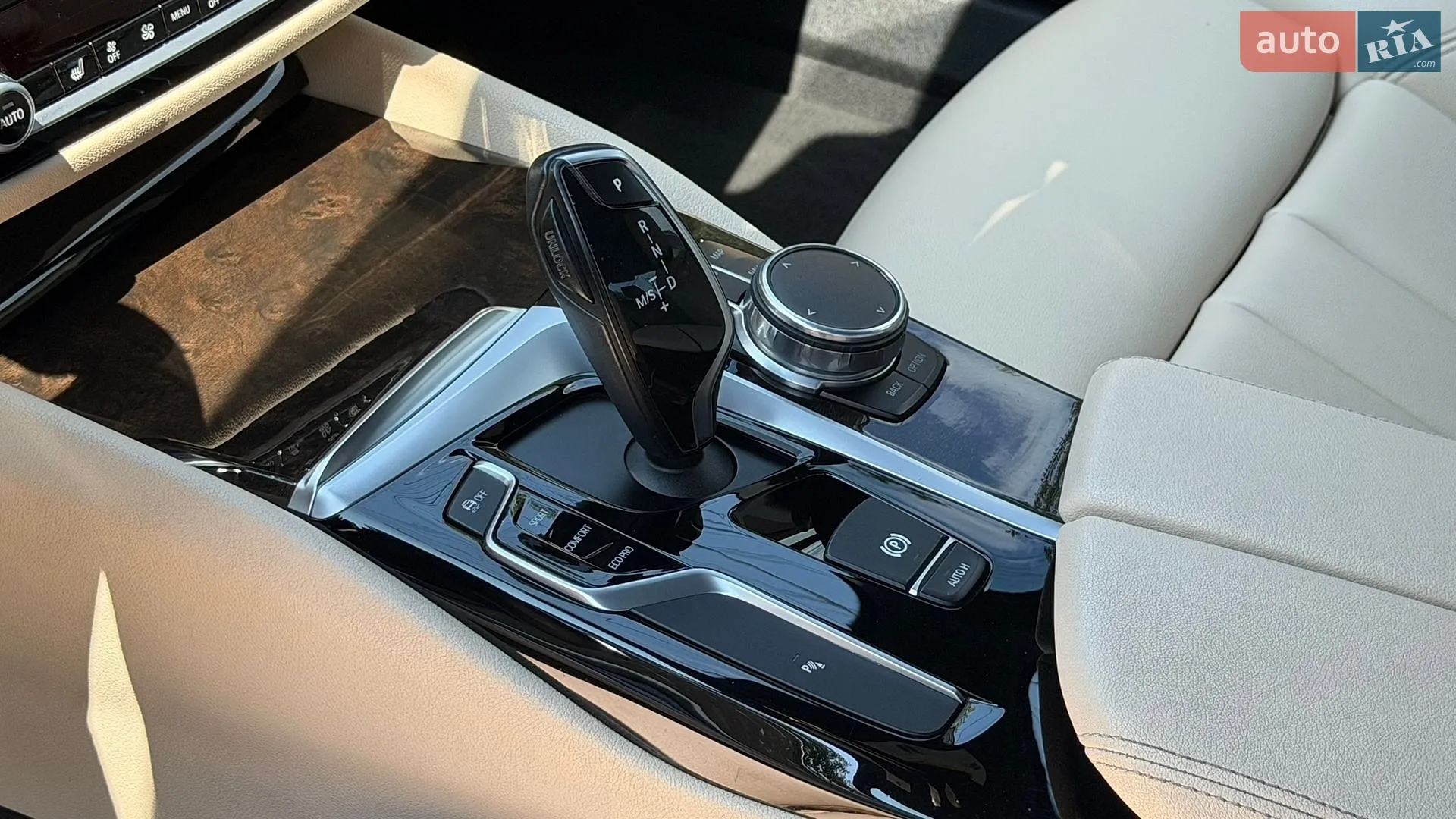 2017 BMW 5er - мініатюра 20