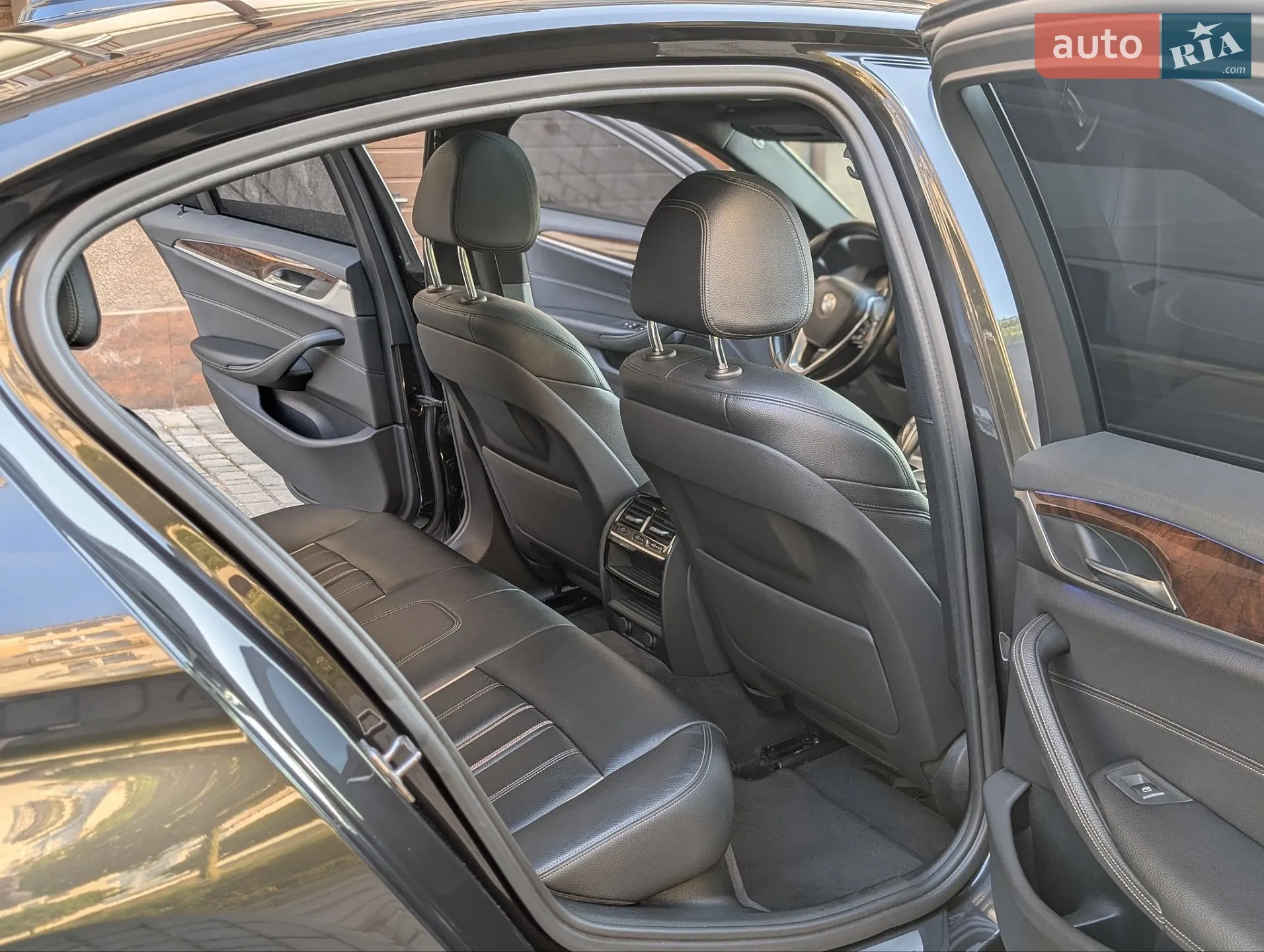 BMW 5 Series 2017 VIN WBAJA5C35HG894016 фото оголошення 41 з 86