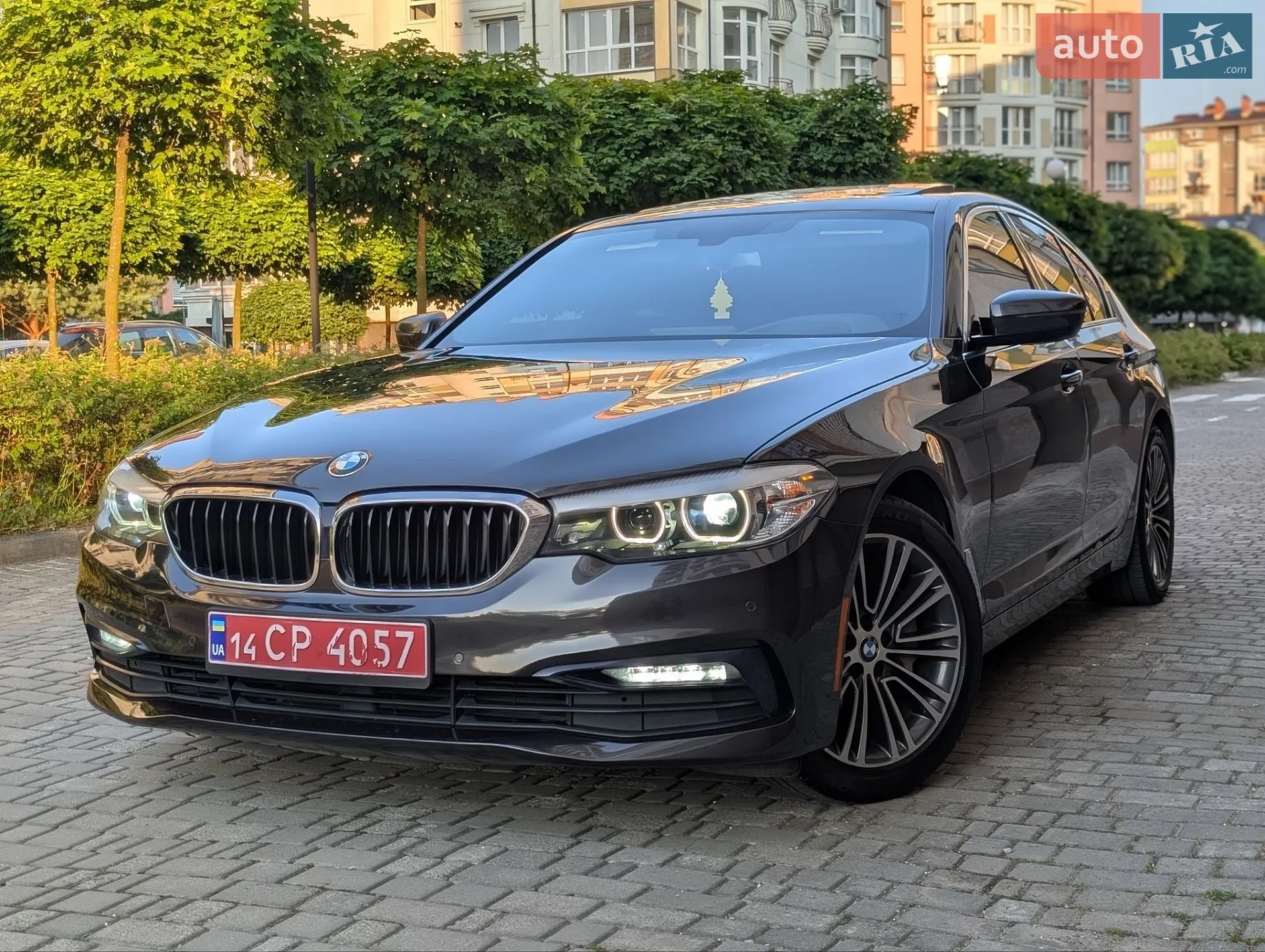 BMW 5 Series 2017 VIN WBAJA5C35HG894016 фото оголошення 66 з 86