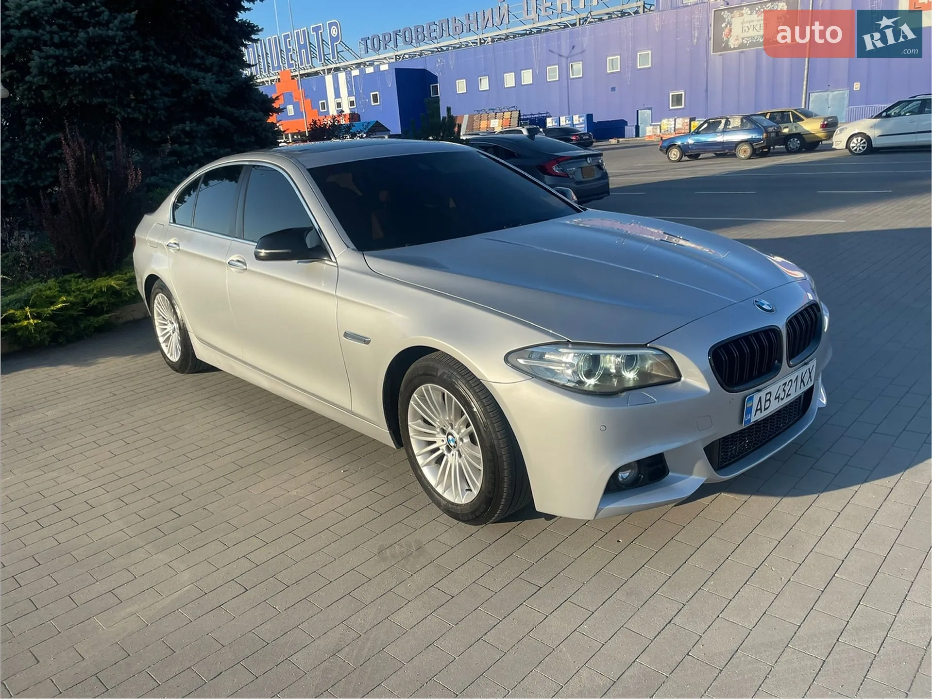 2013 BMW 5er - мініатюра 3