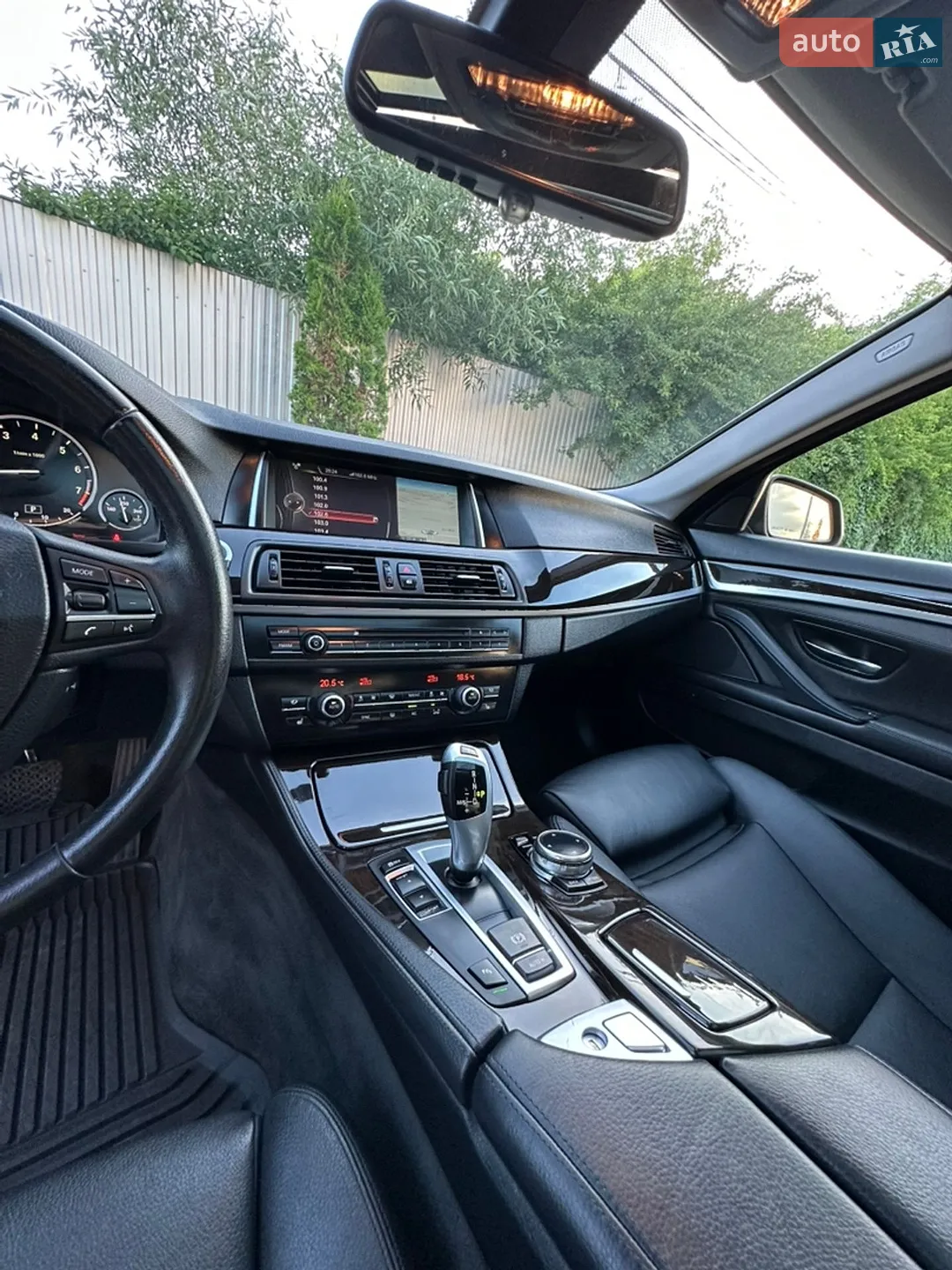 2013 BMW 5er - мініатюра 9