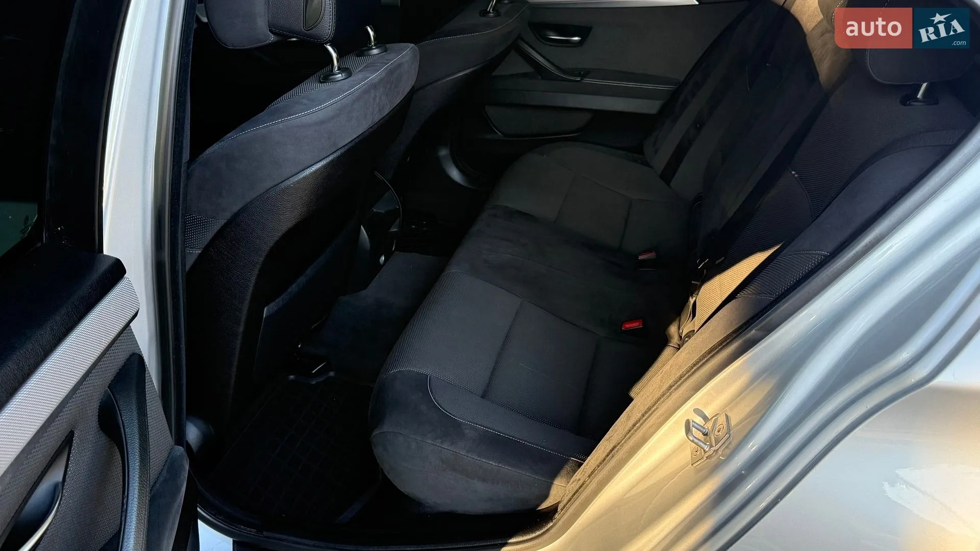 2012 BMW 5er - мініатюра 16