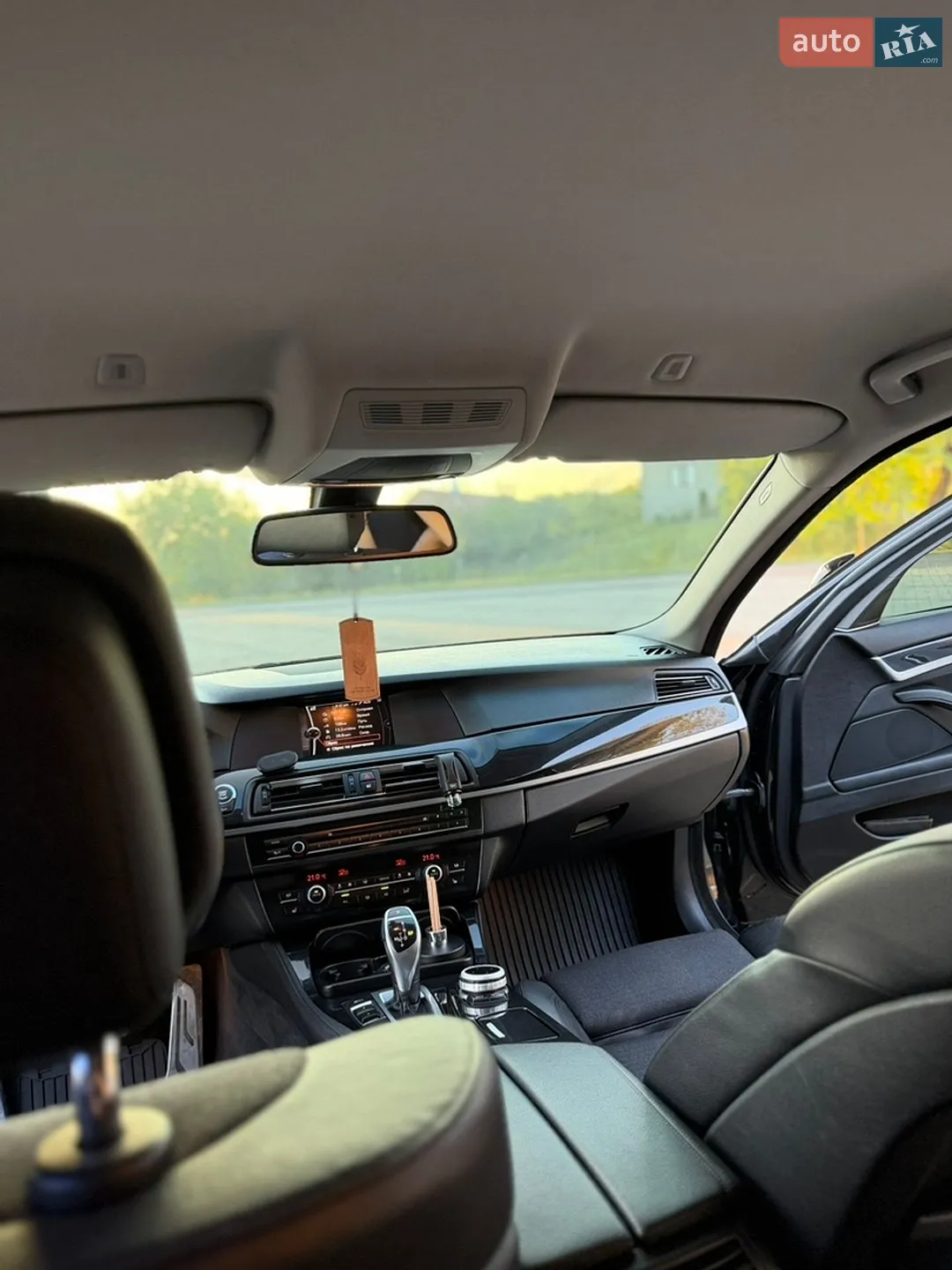 2012 BMW 5er - мініатюра 16