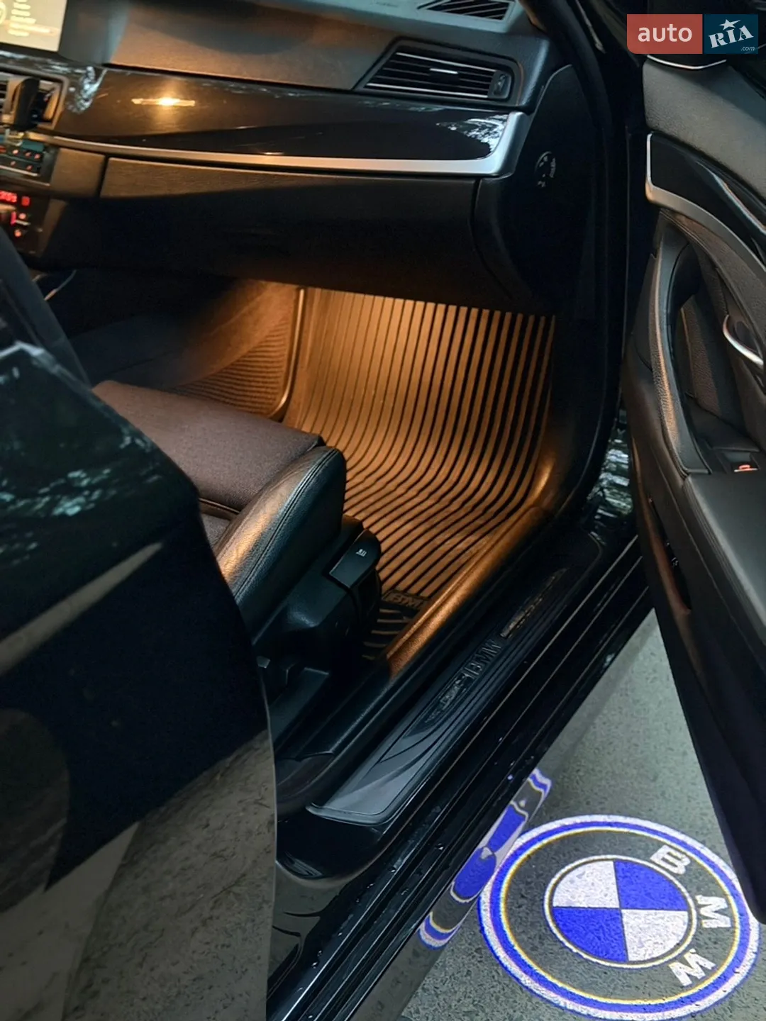 2012 BMW 5er - мініатюра 20