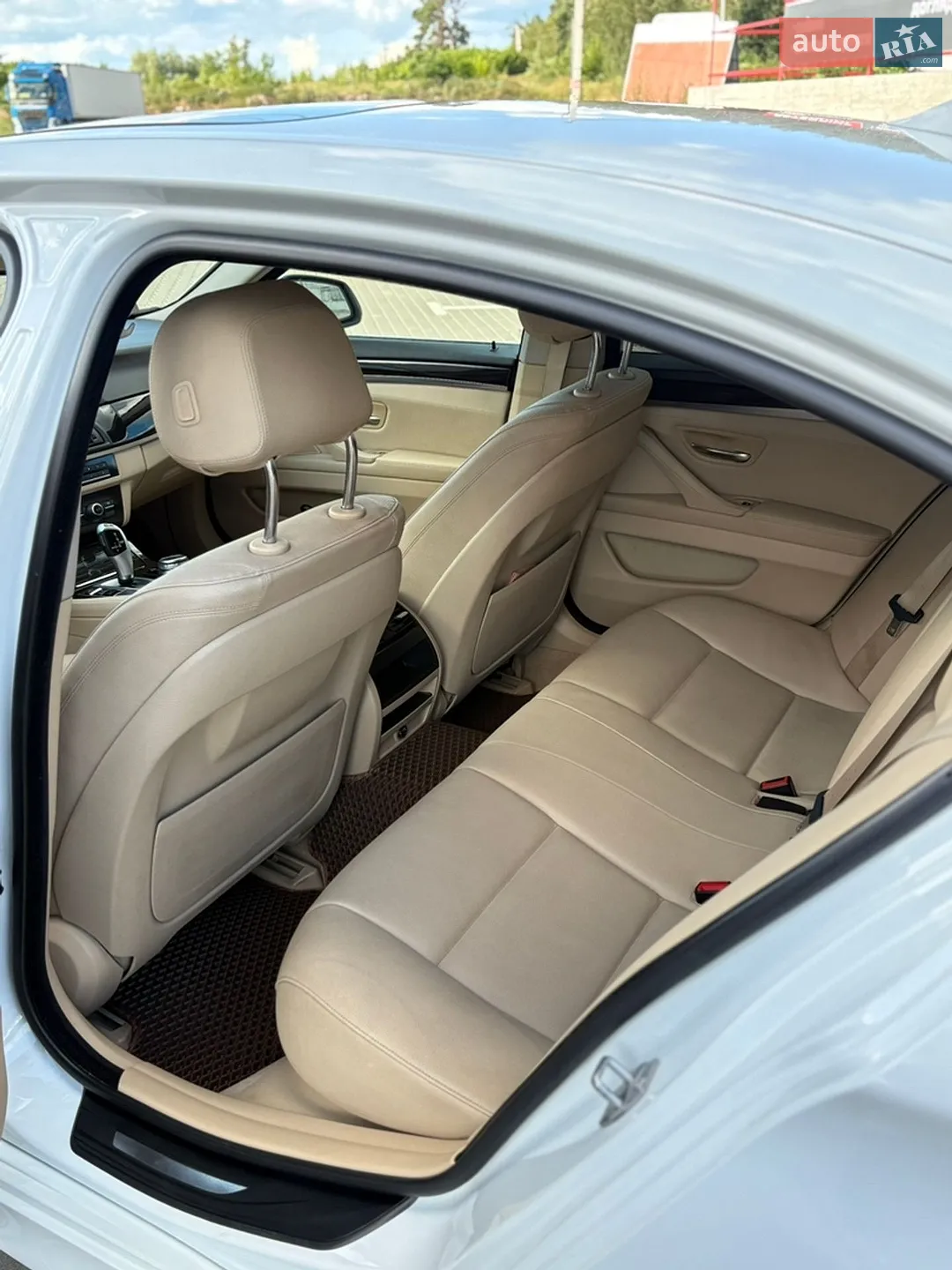 2015 BMW 5er - мініатюра 12