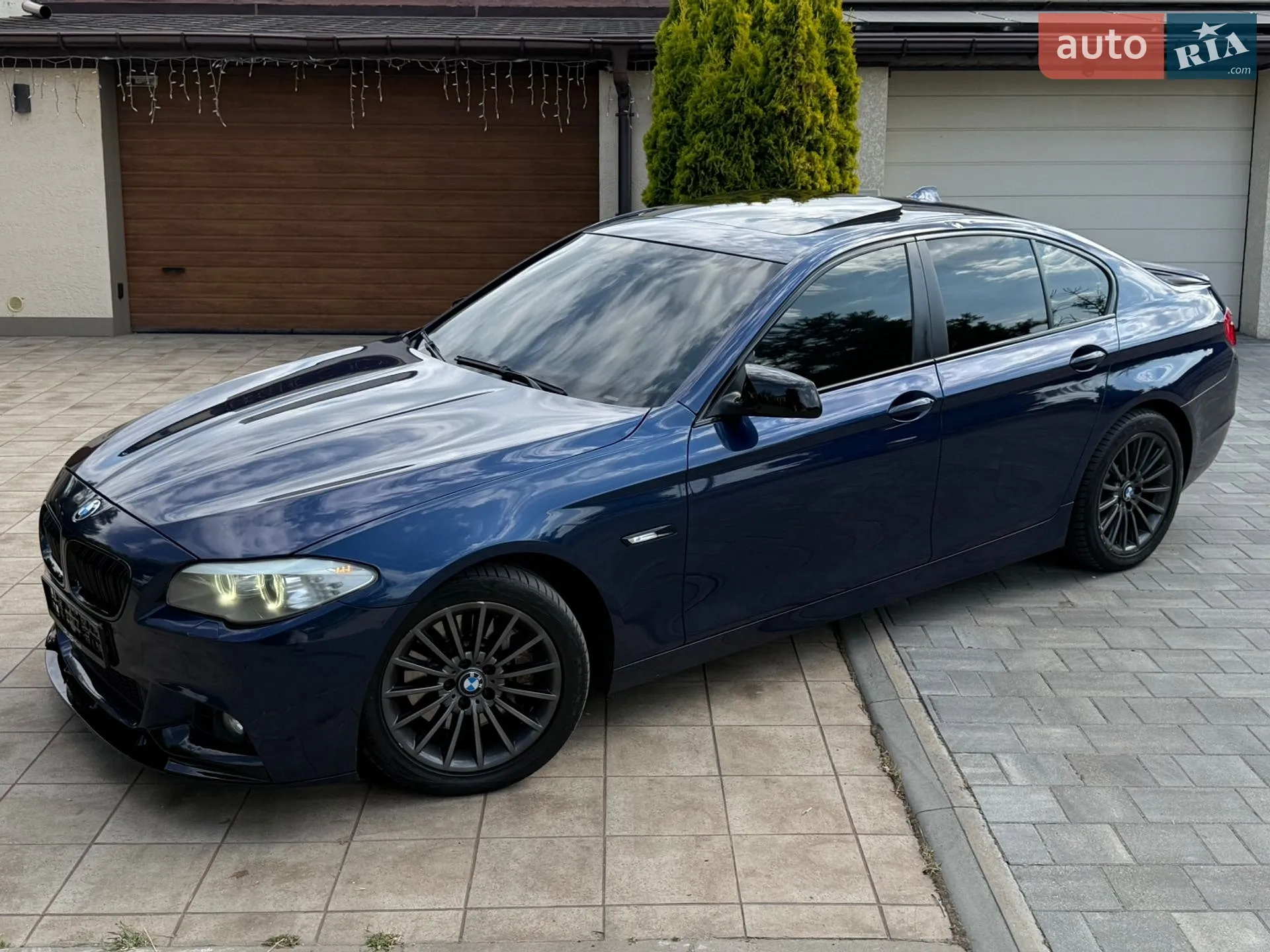2013 BMW 5er - мініатюра 2
