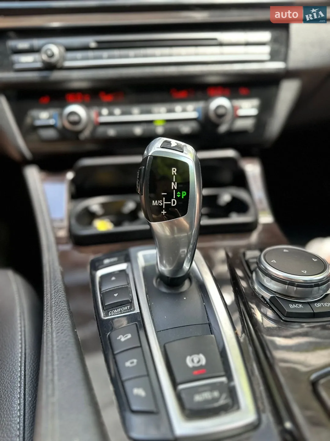 2010 BMW 5er - мініатюра 8