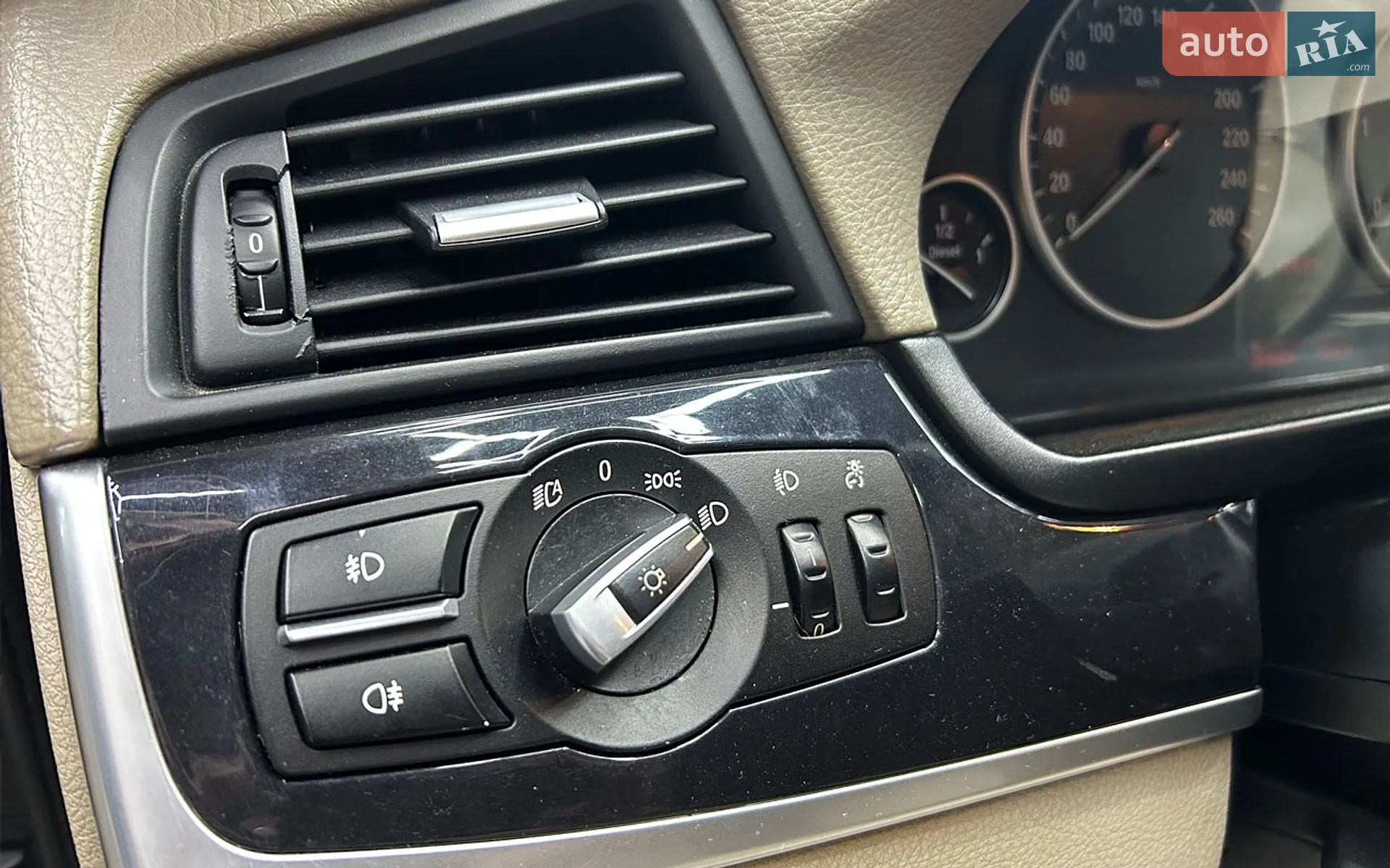 2011 BMW 5er - мініатюра 13