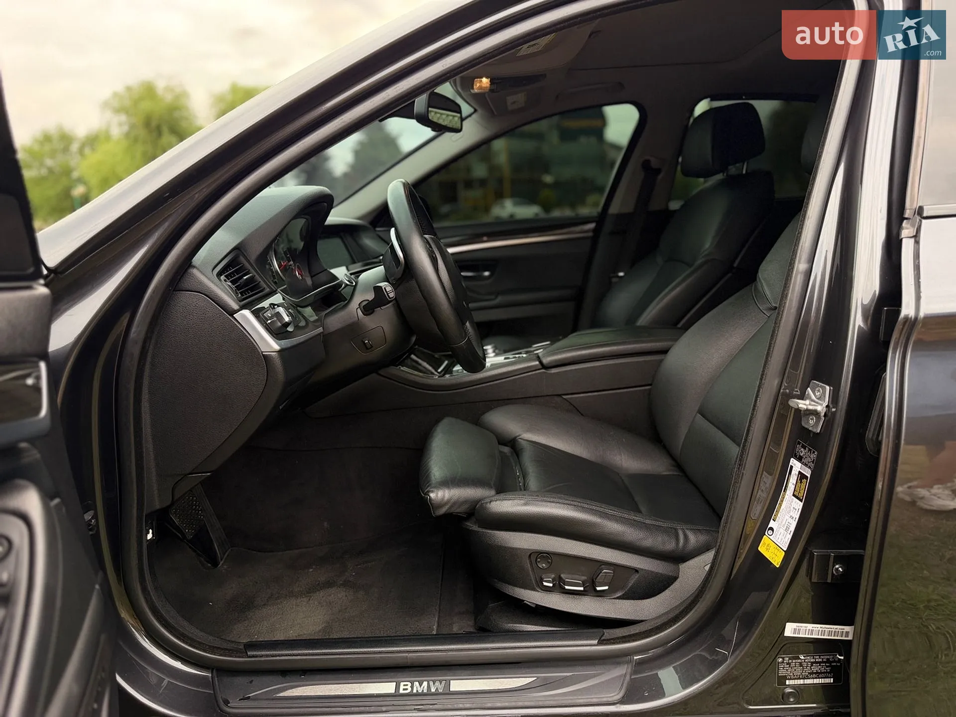 2010 BMW 5er - мініатюра 41