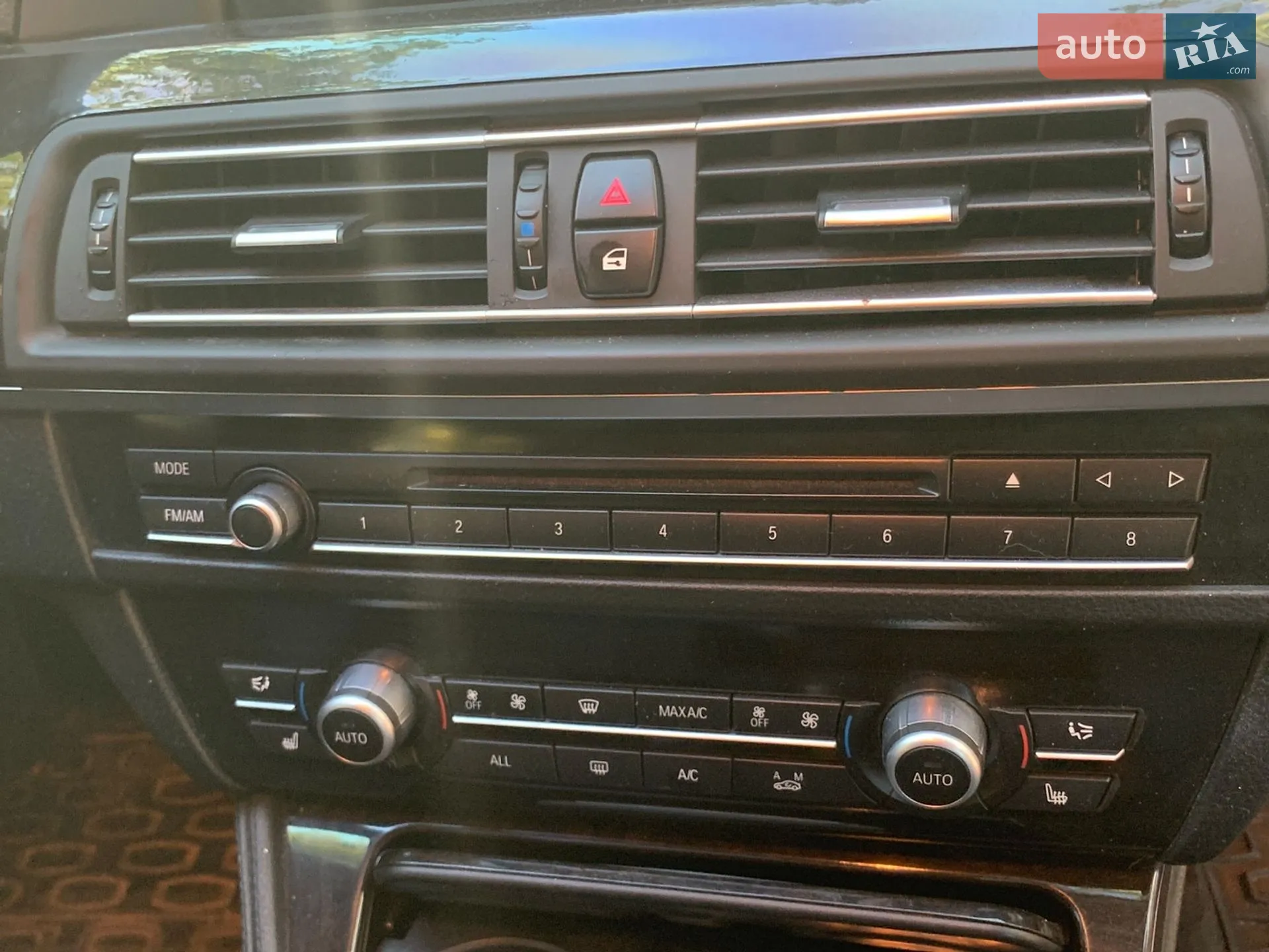 2012 BMW 5er - мініатюра 14