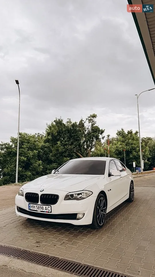 2011 BMW 5er - мініатюра 21