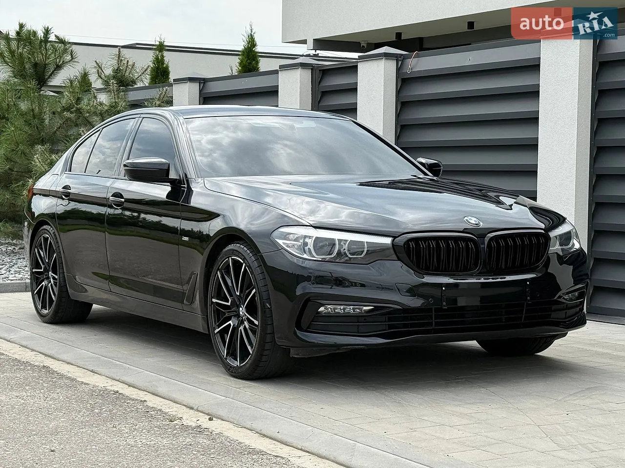 2017 BMW 5er - мініатюра 31