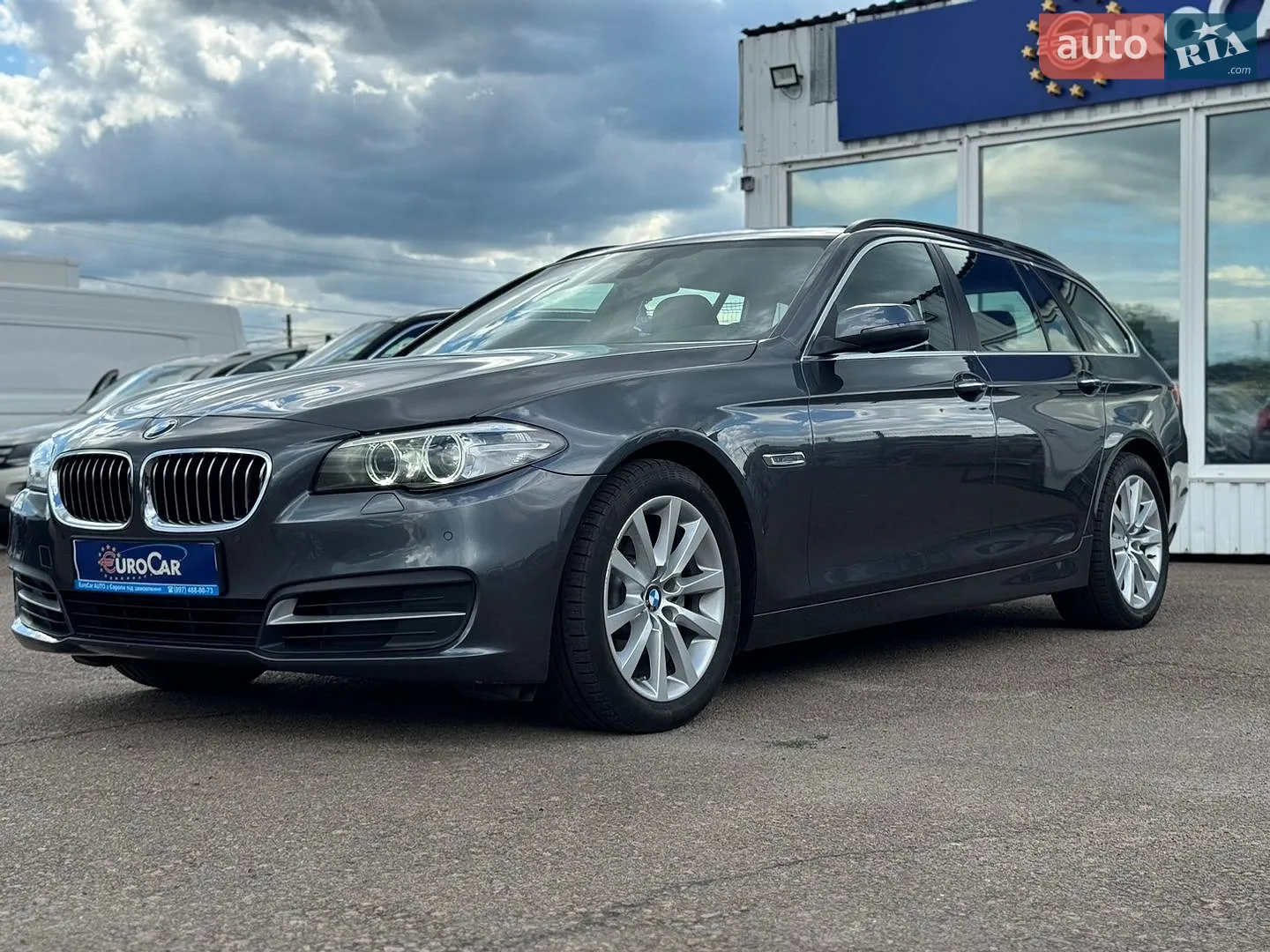 2017 BMW 5er - мініатюра 2