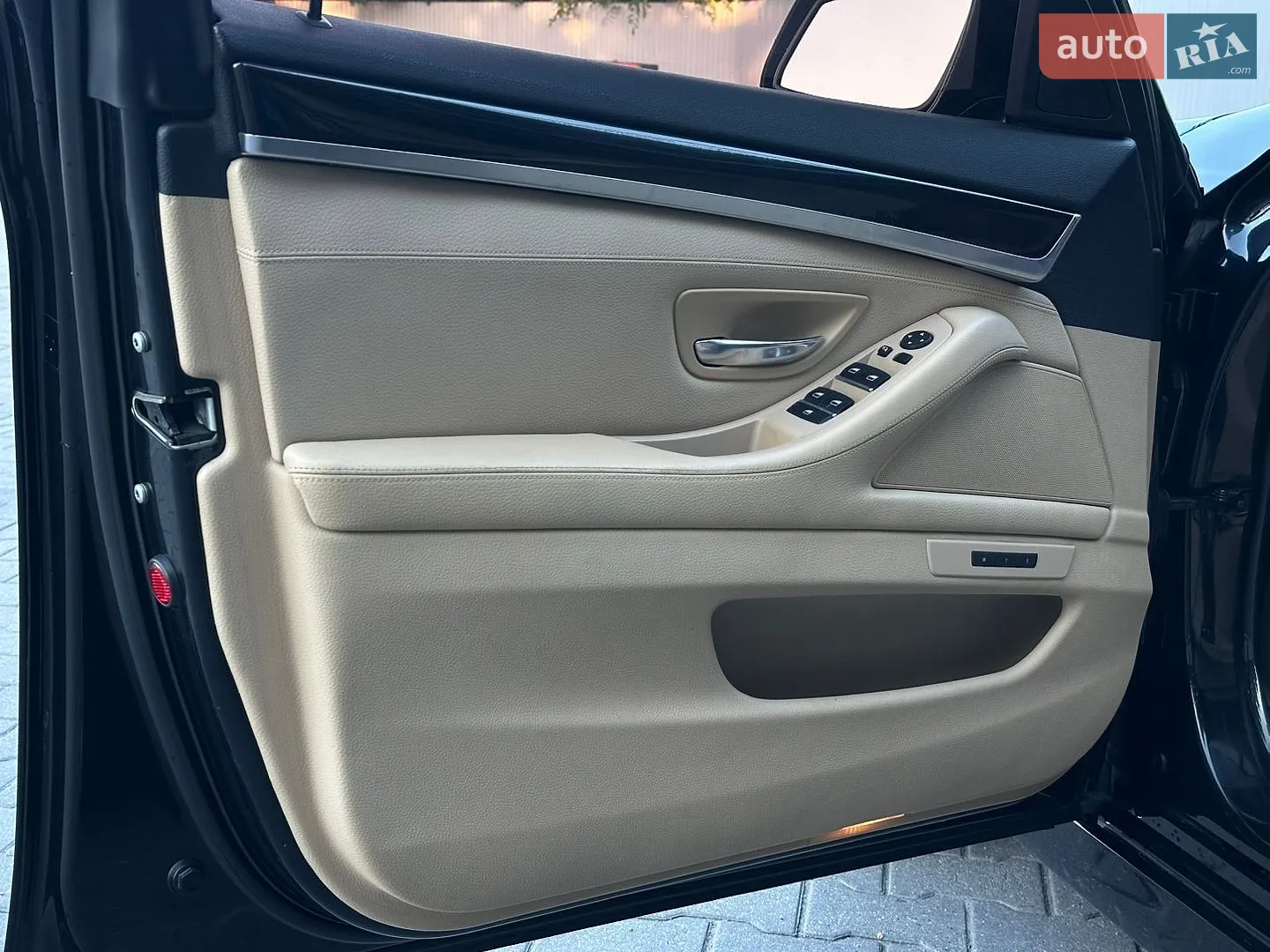 2012 BMW 5er - мініатюра 21