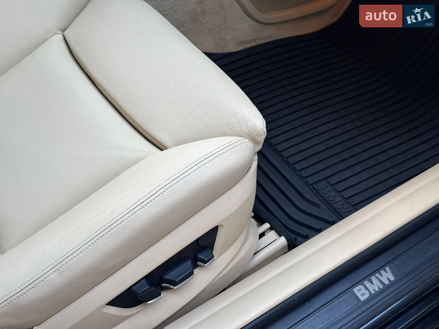 2012 BMW 5er - мініатюра 36