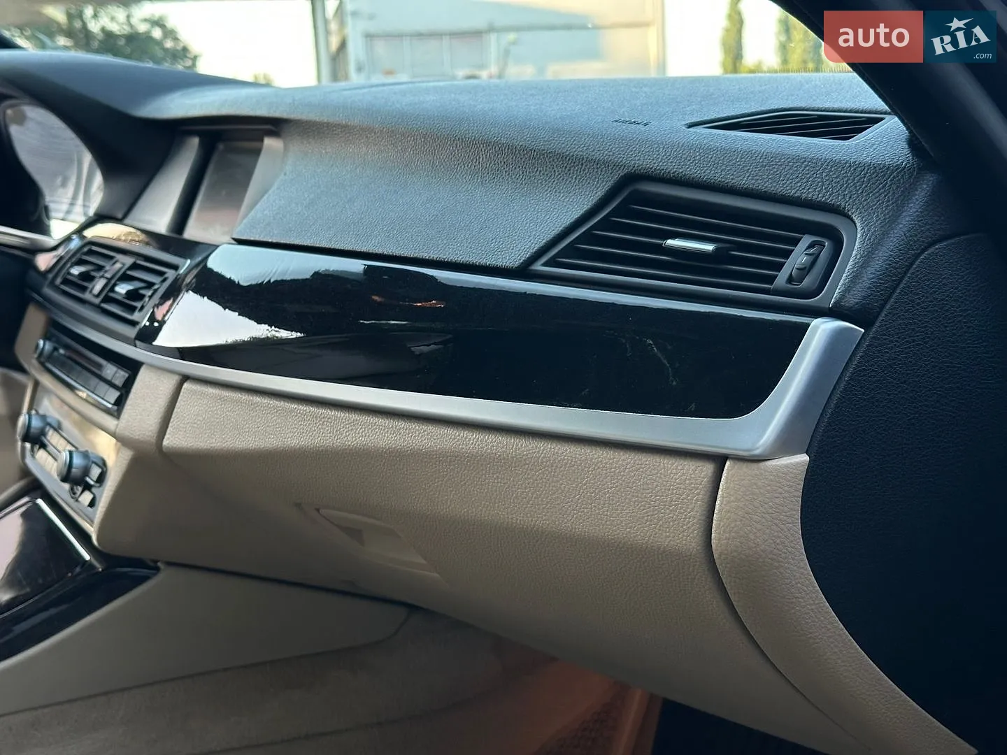 2012 BMW 5er - мініатюра 38