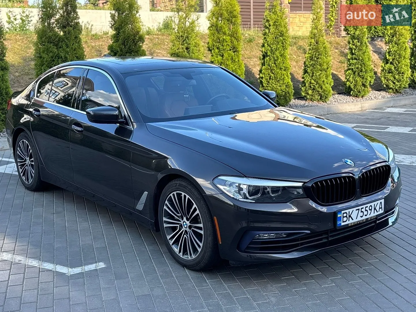 2017 BMW 5er - мініатюра 2