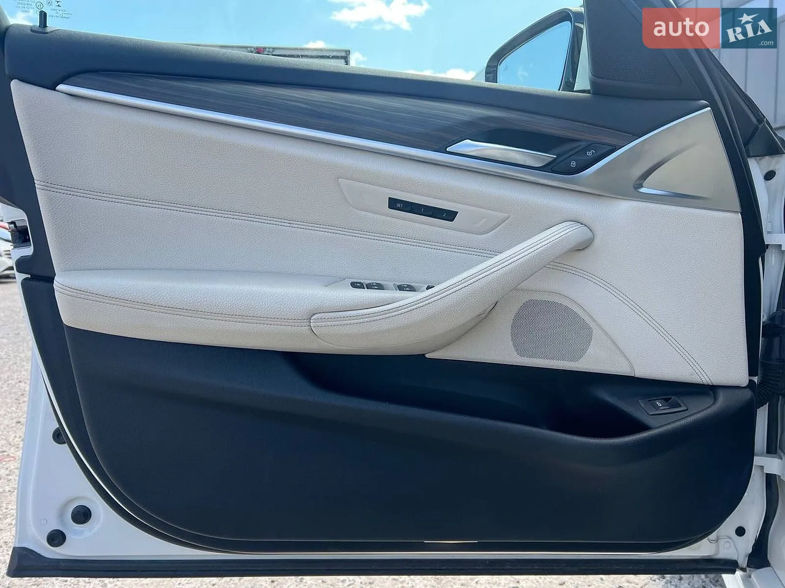 2020 BMW 5er - мініатюра 20