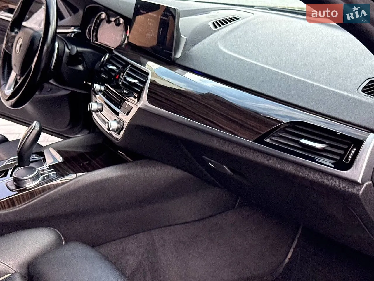 2017 BMW 5er - мініатюра 36