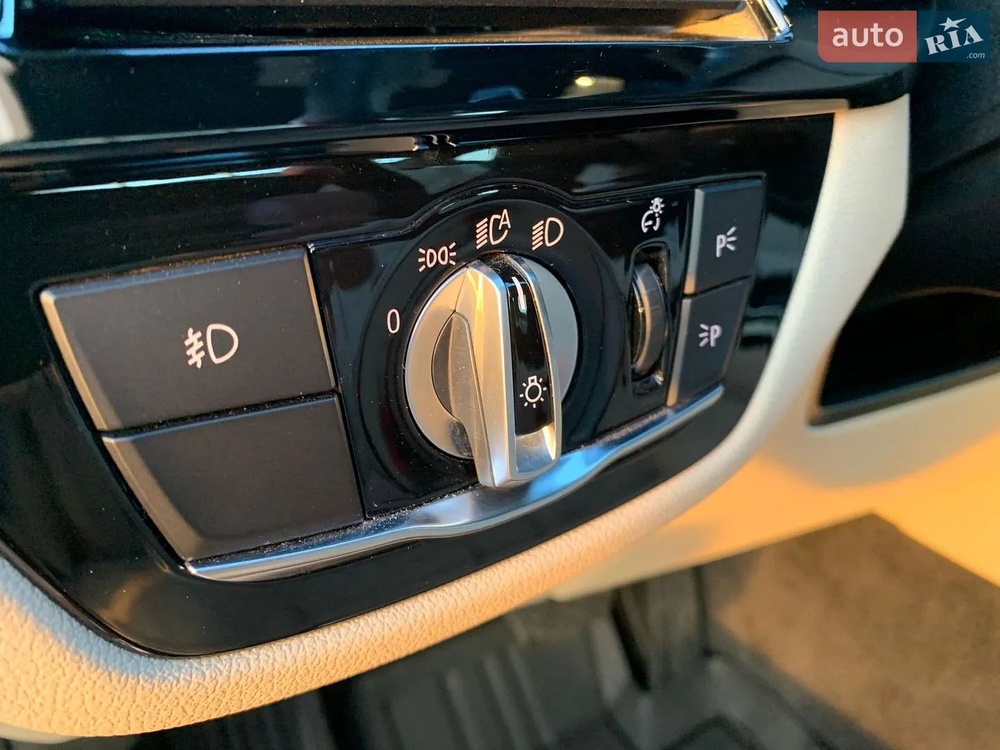2017 BMW 5er - мініатюра 31