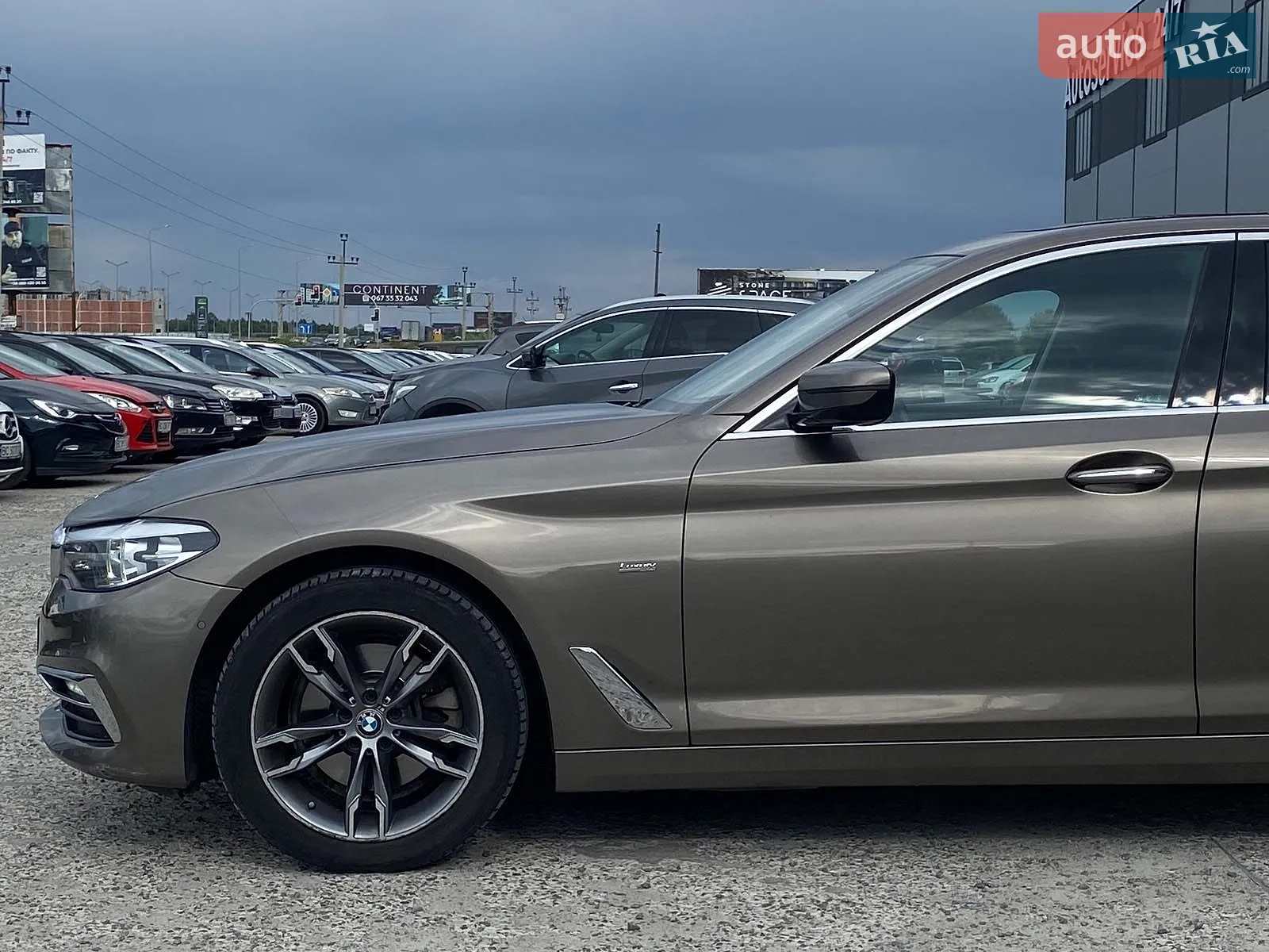 2017 BMW 5er - мініатюра 2