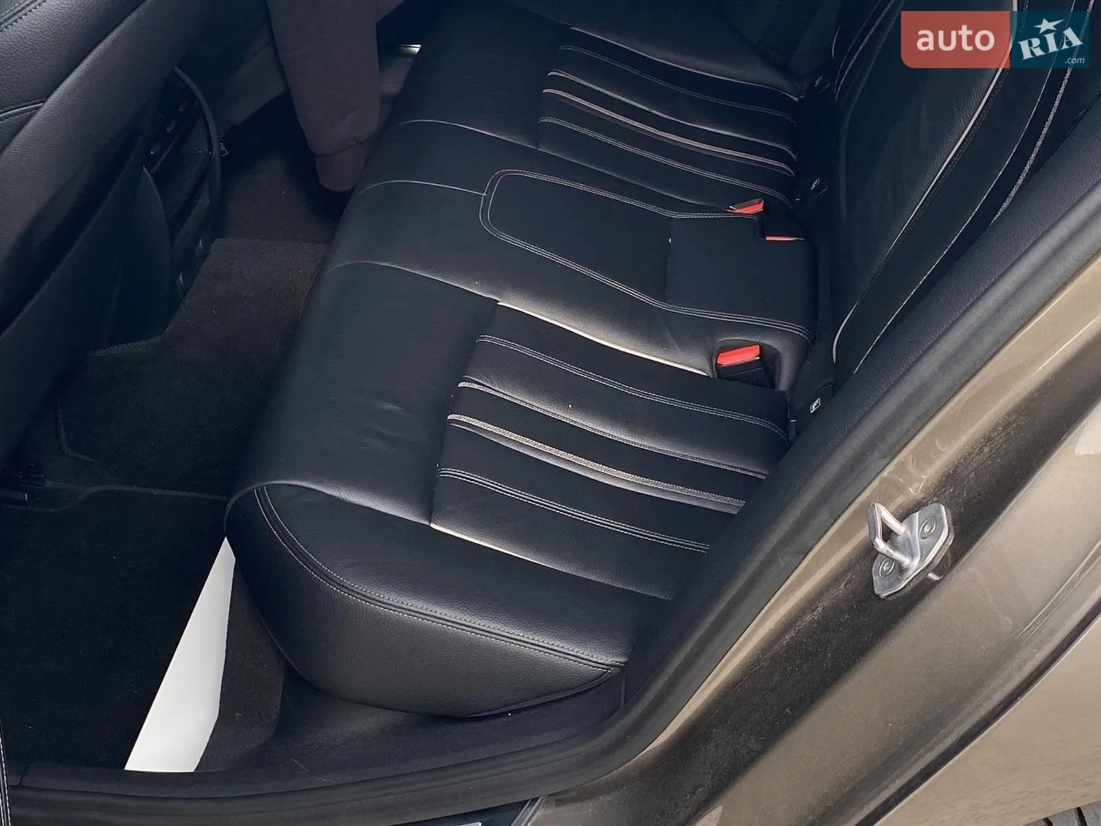 2017 BMW 5er - мініатюра 26