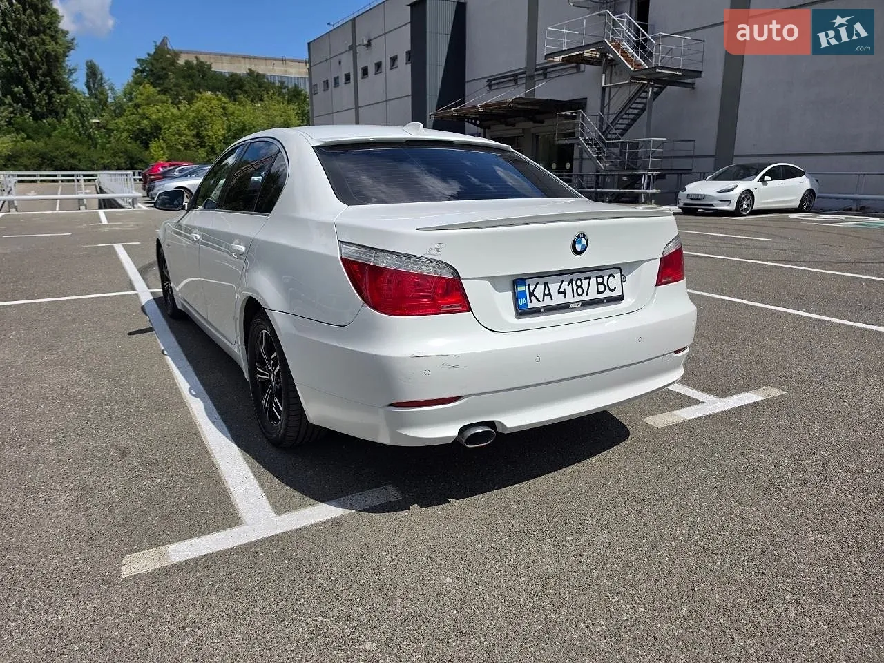 2010 BMW 5er - мініатюра 22