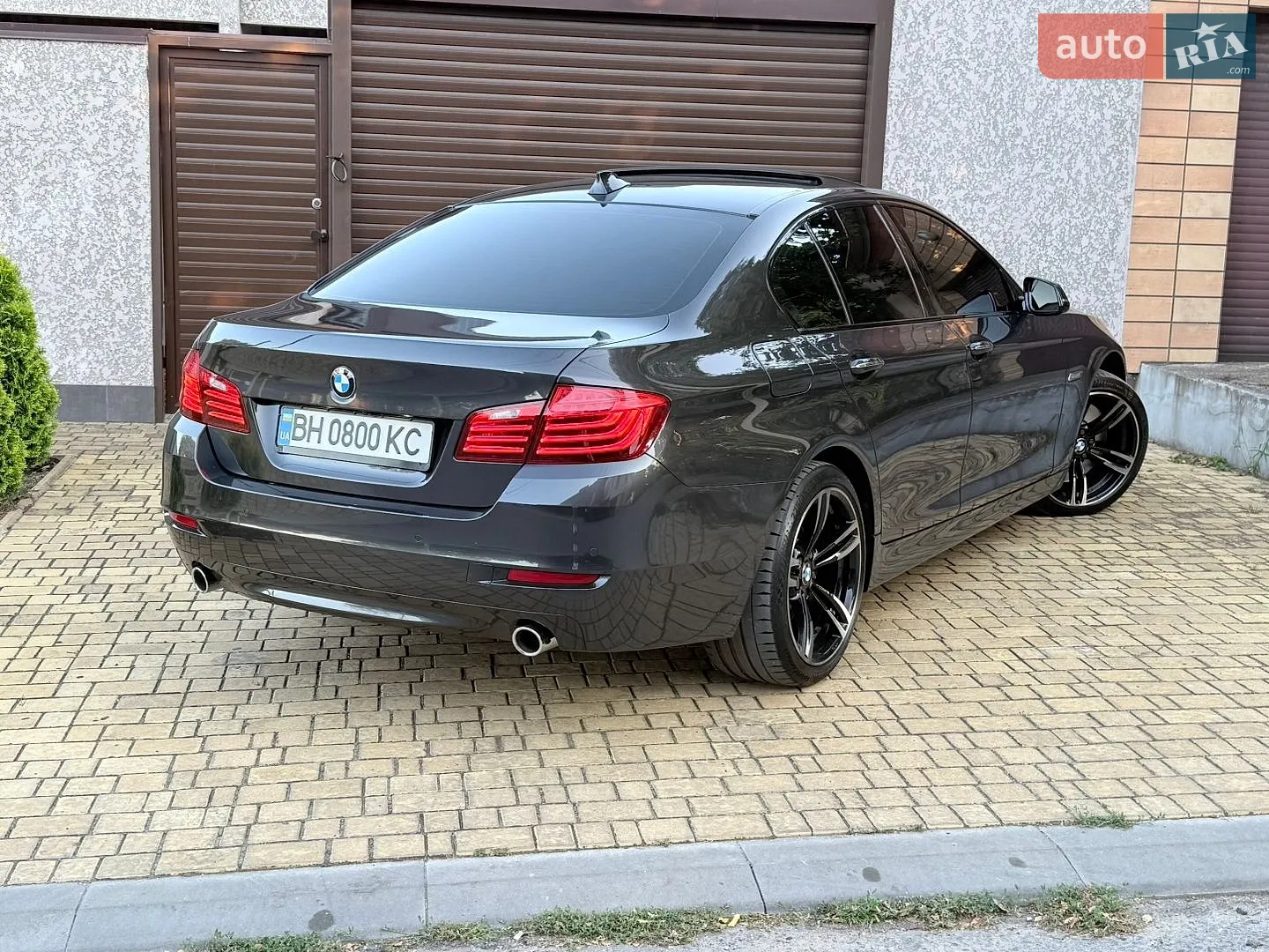 2016 BMW 5er - мініатюра 18