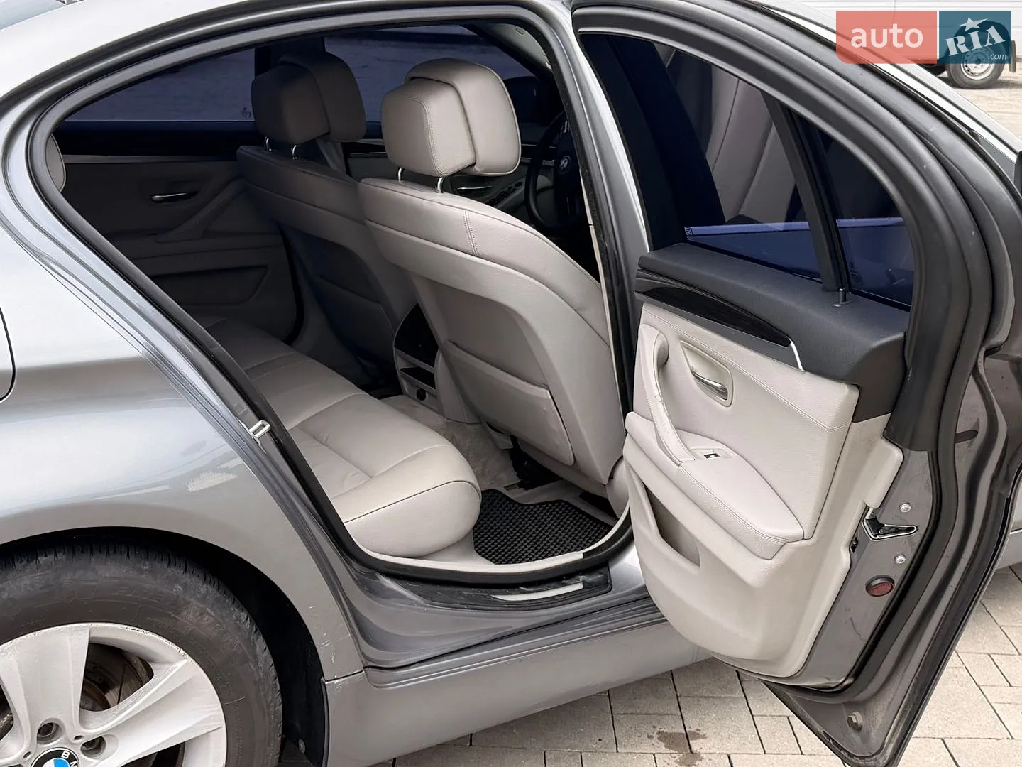 2012 BMW 5er - мініатюра 8