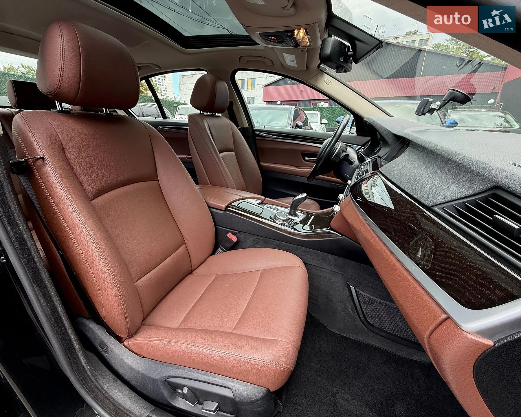 2016 BMW 5er - мініатюра 18